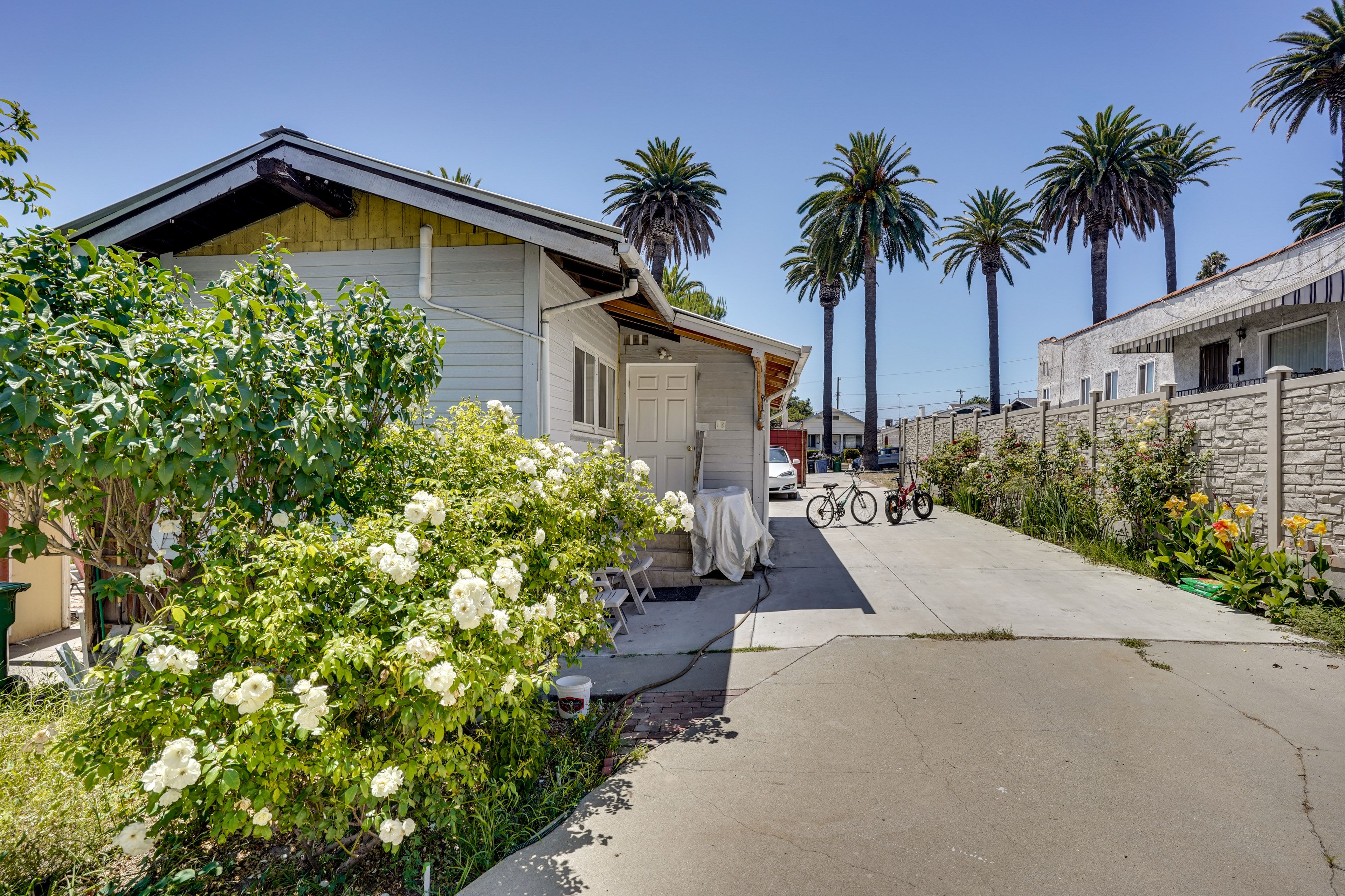 San Pedro Vacation Rental | 1BR | 1BA | 4 Steps to Enter | 1,500 Sq Ft