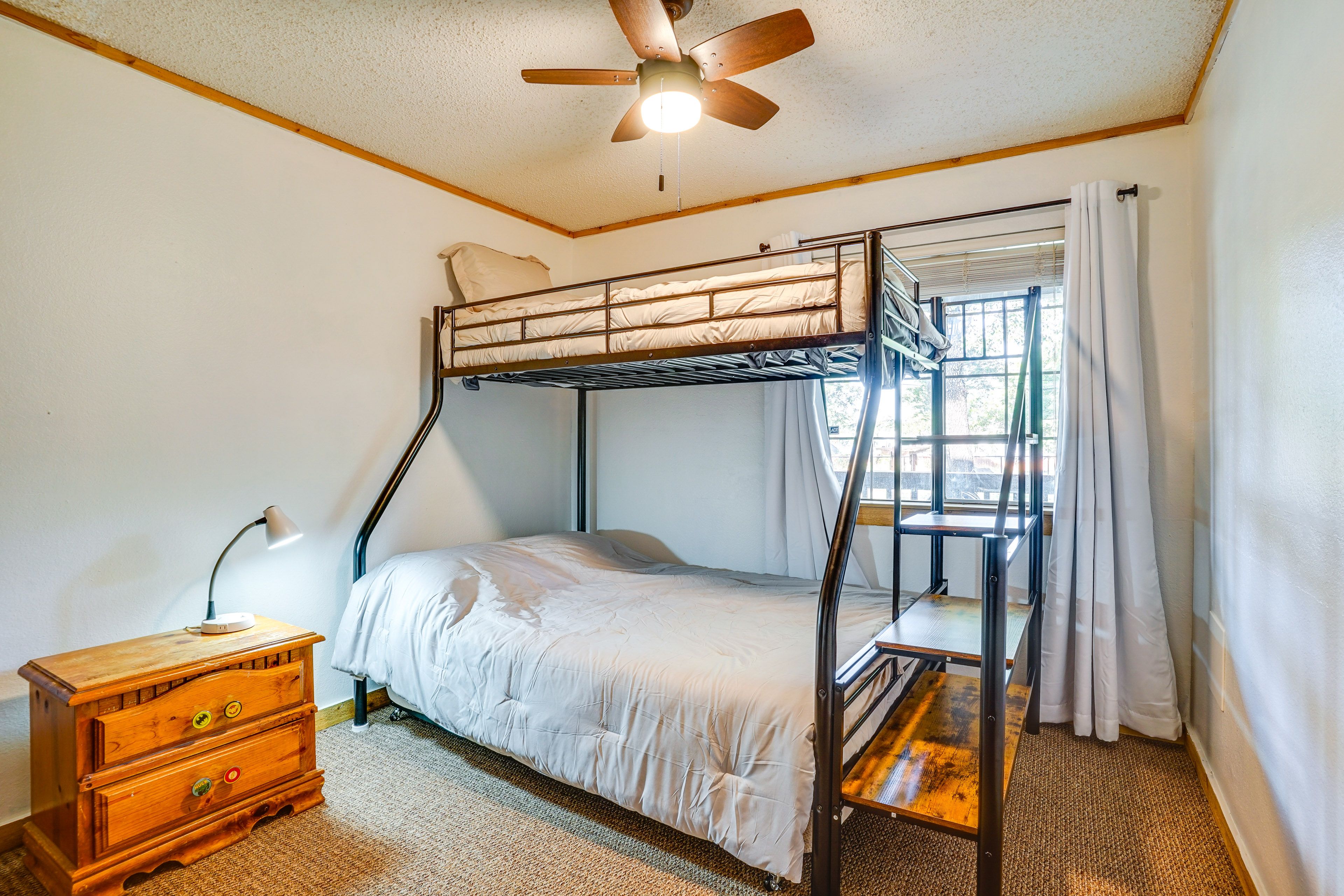 Bedroom 3 | Twin/Full Bunk Bed w/ Full Trundle