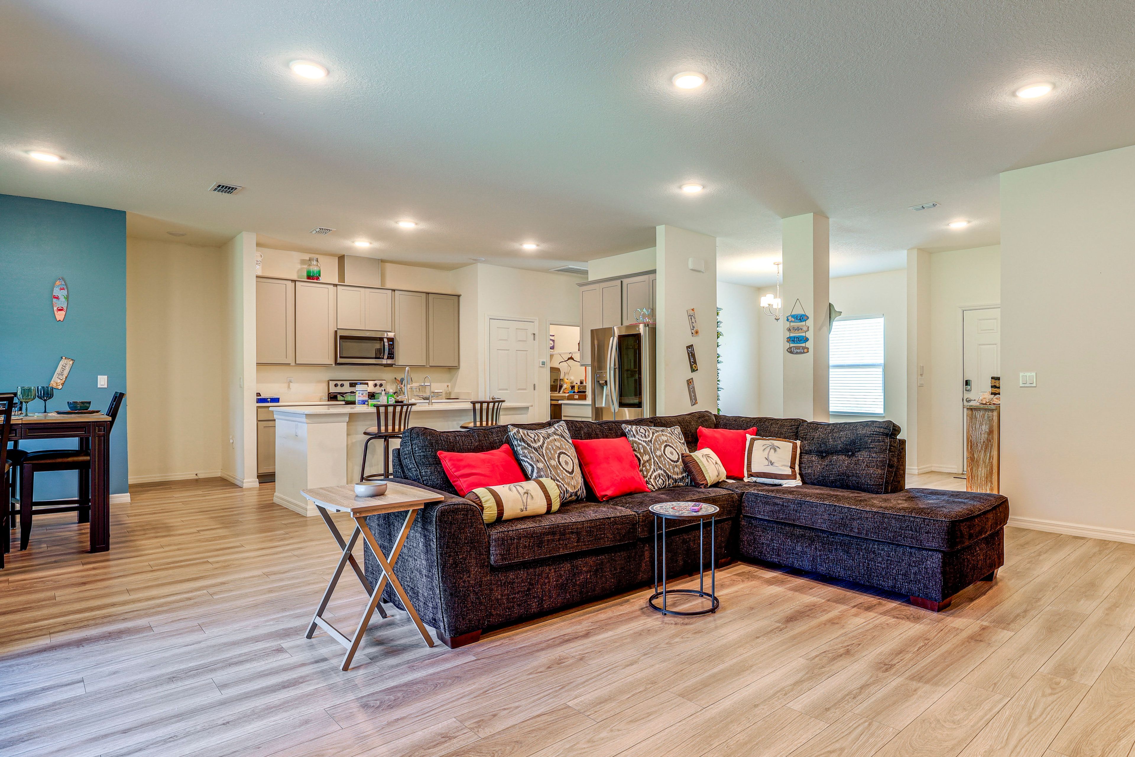 Port St. Lucie Vacation Rental | 4BR | 2BA | 2,600 Sq Ft | Step-Free Access