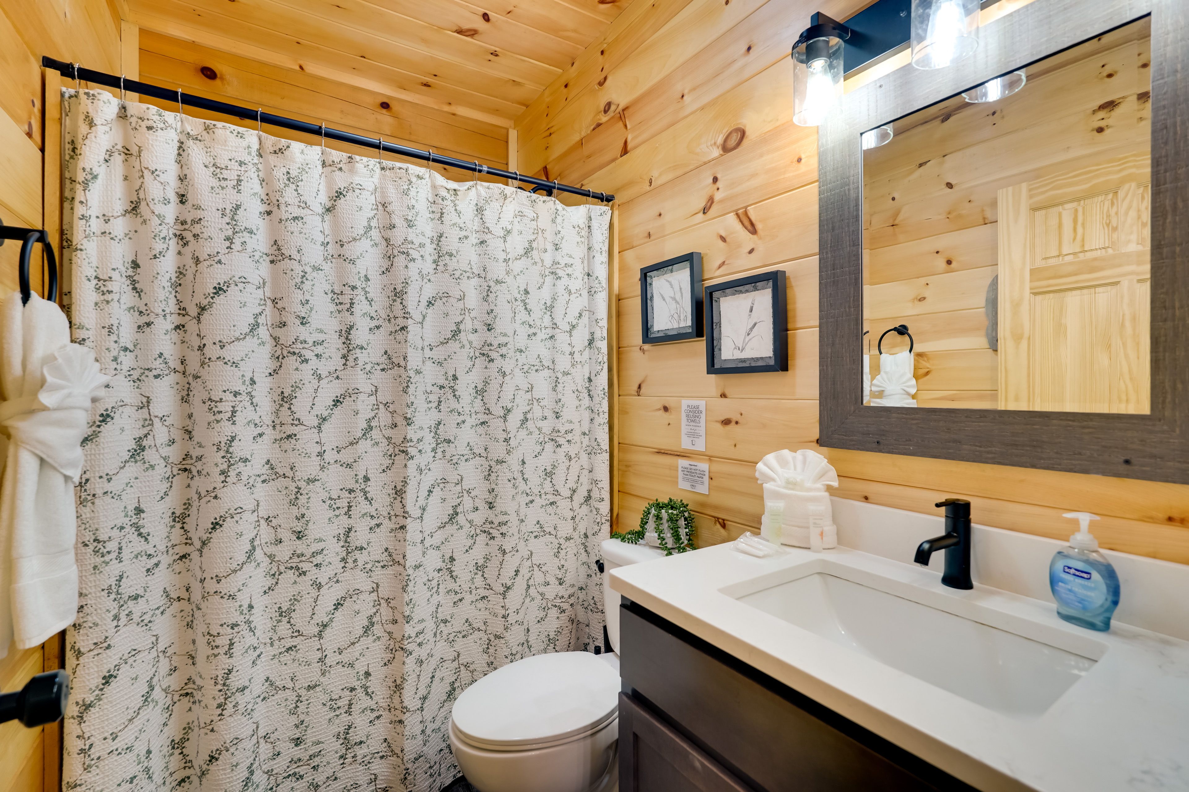 Full Bathroom