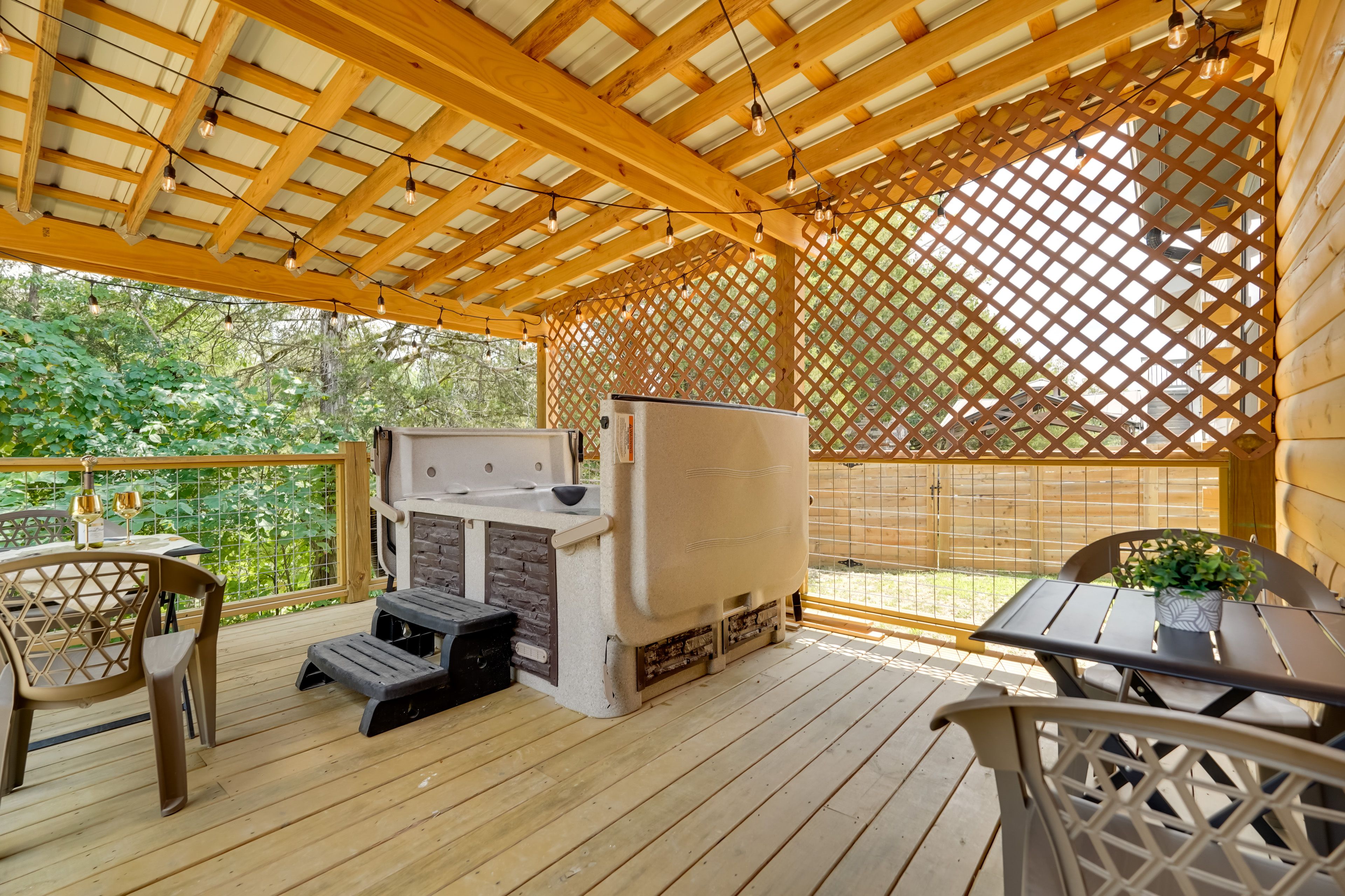 Private Deck | Hot Tub