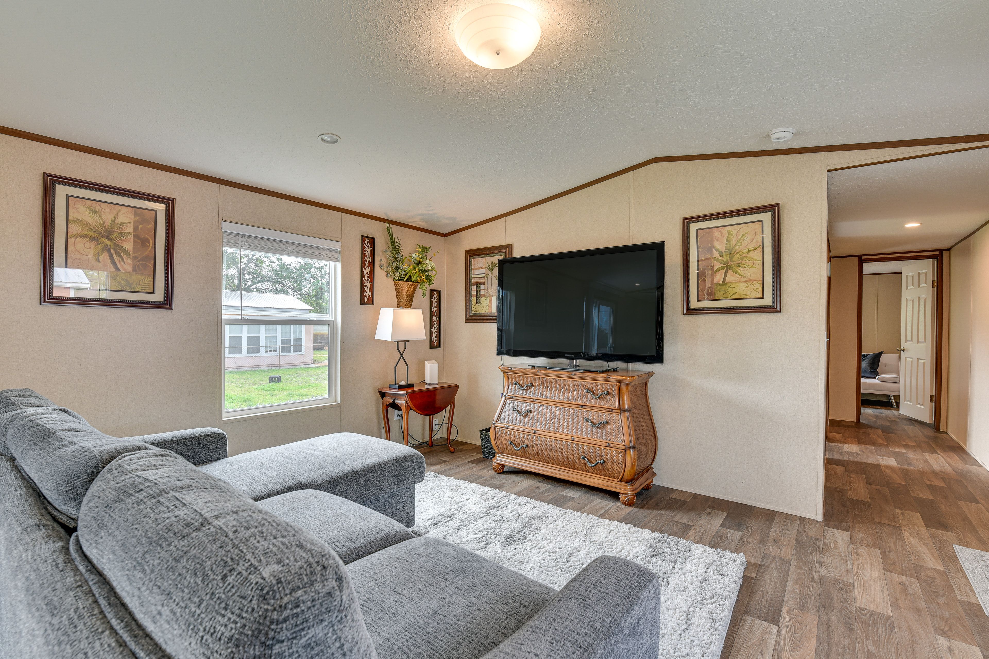 Living Room | King Sleeper Sofa