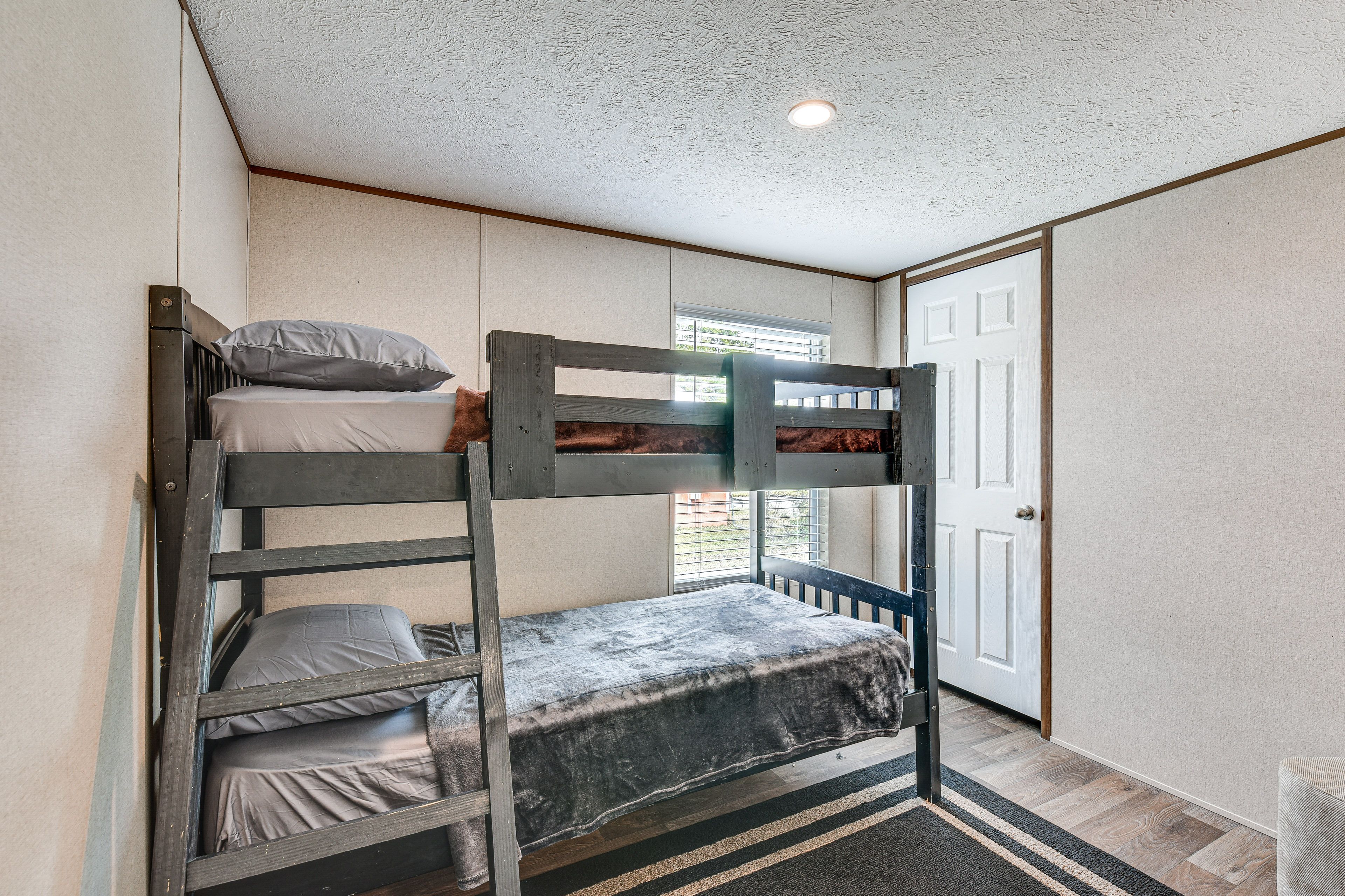 Bedroom 2 | Twin Bunk Bed