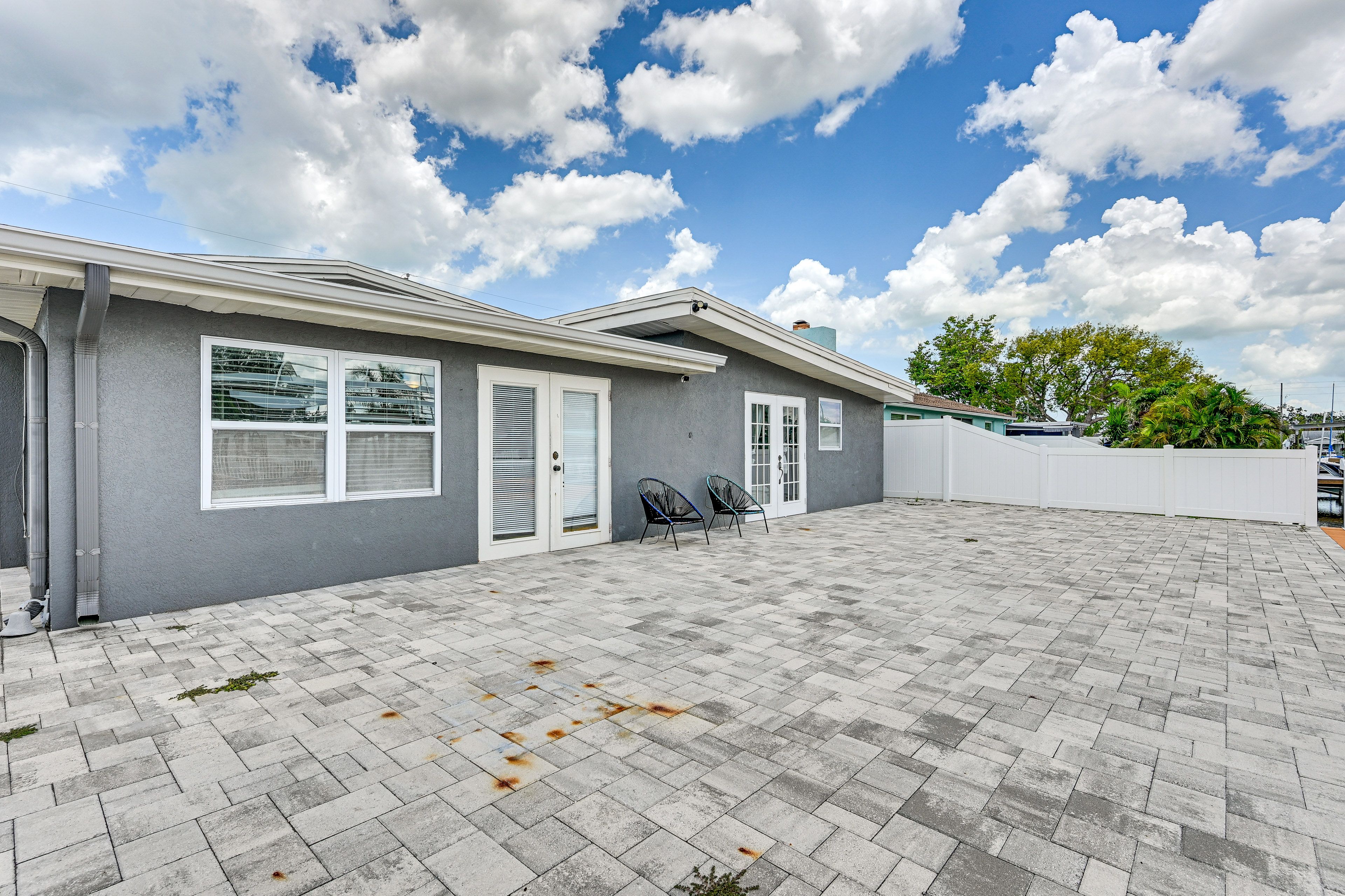 Property Exterior | Back Patio