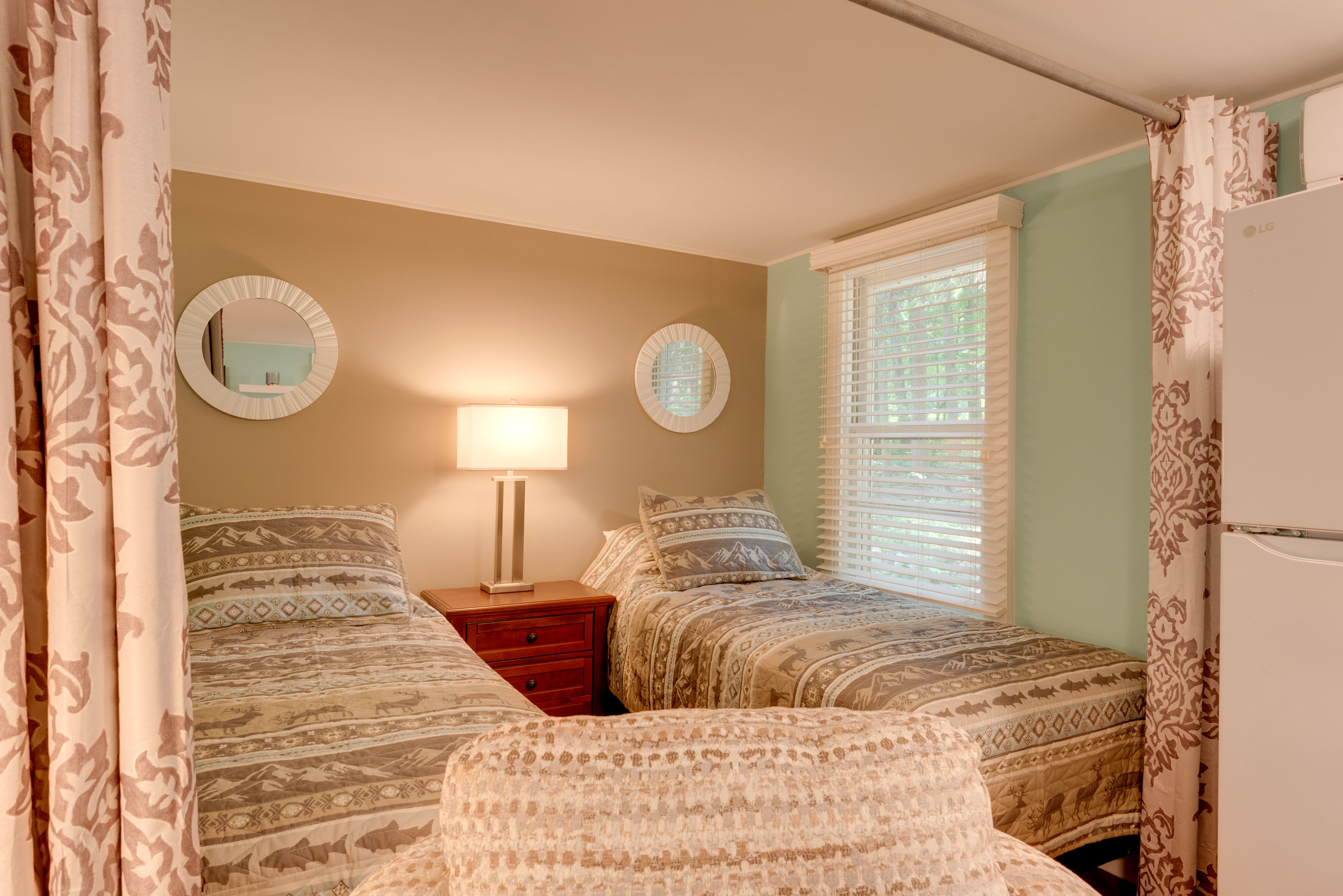 Studio | Sleeping Area | 2 Twin Beds