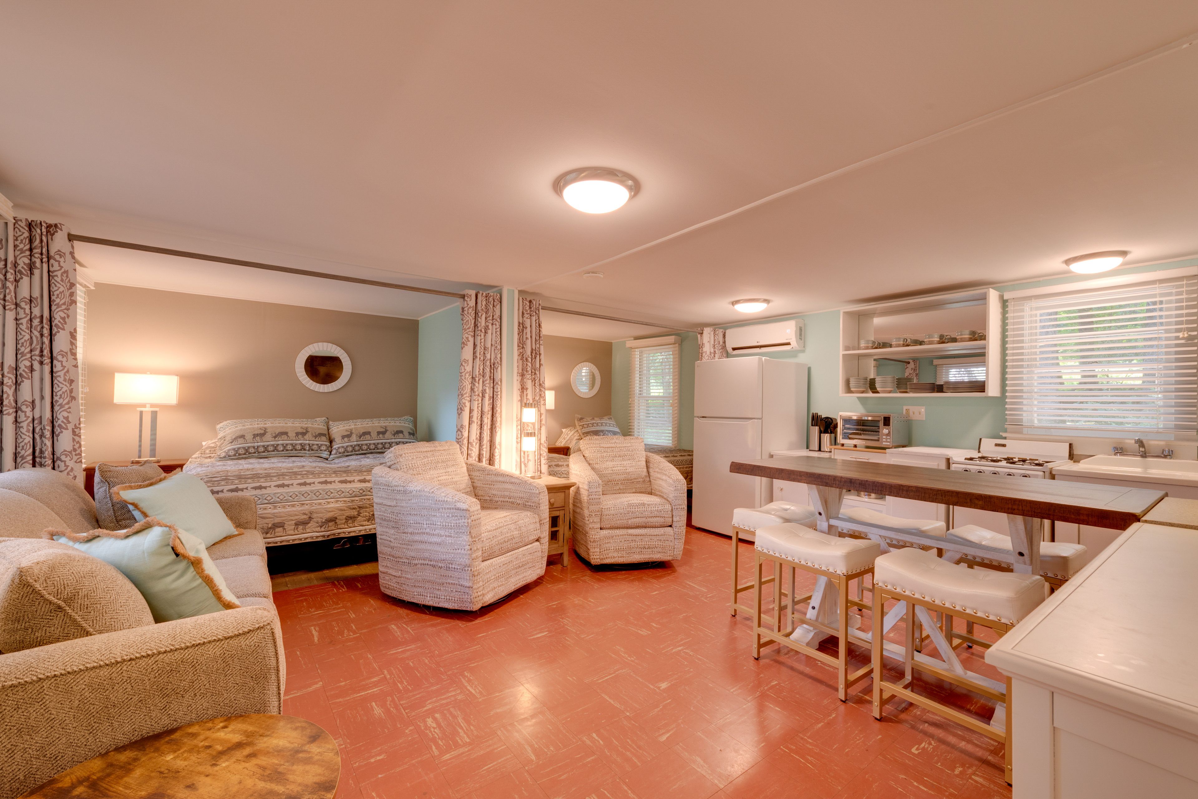 Studio | Living Space | Free WiFi | Mini Split A/C & Heating