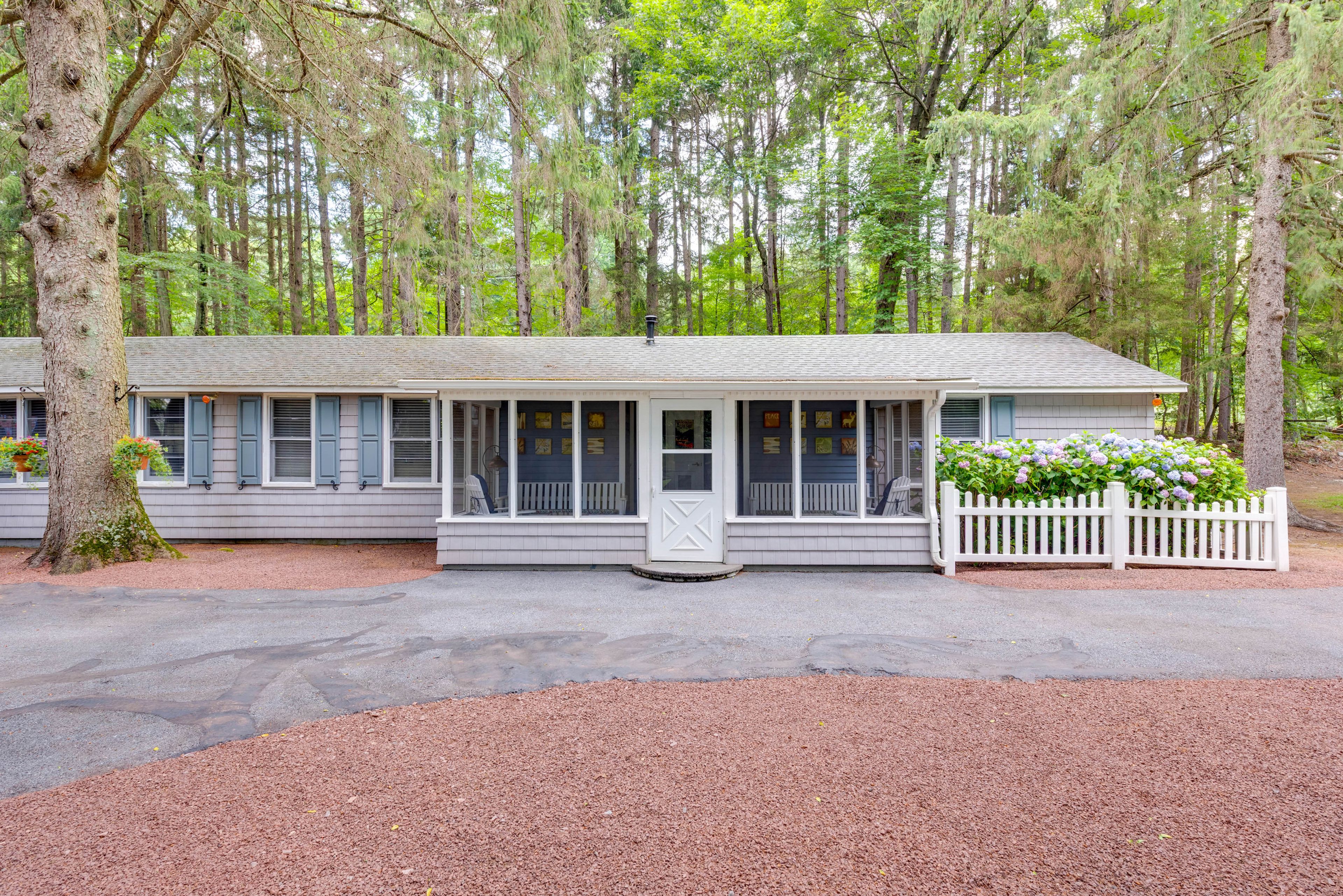 Property Exterior | Single-Story Studio