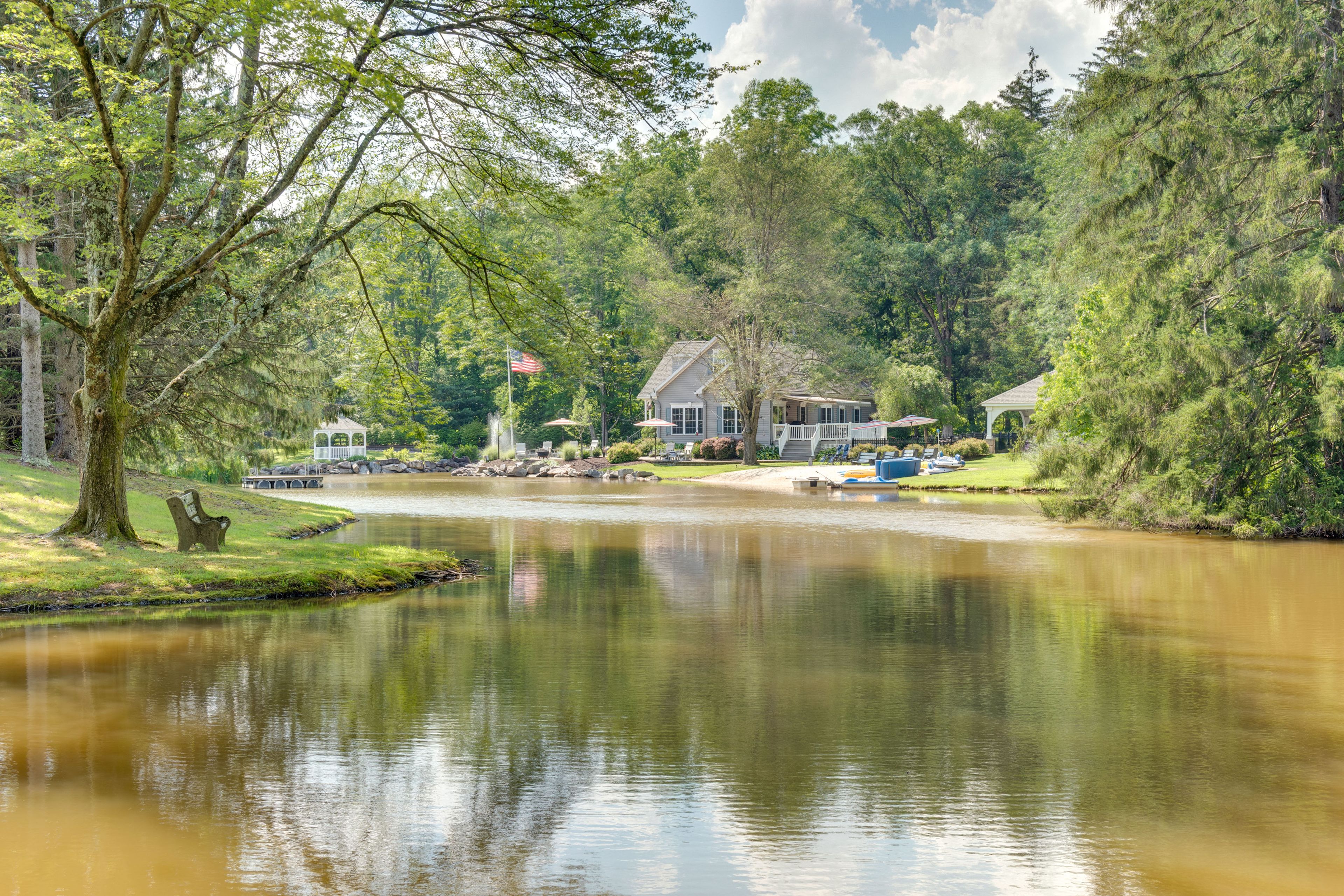 Fox Gap Summer Retreat | Community Amenities