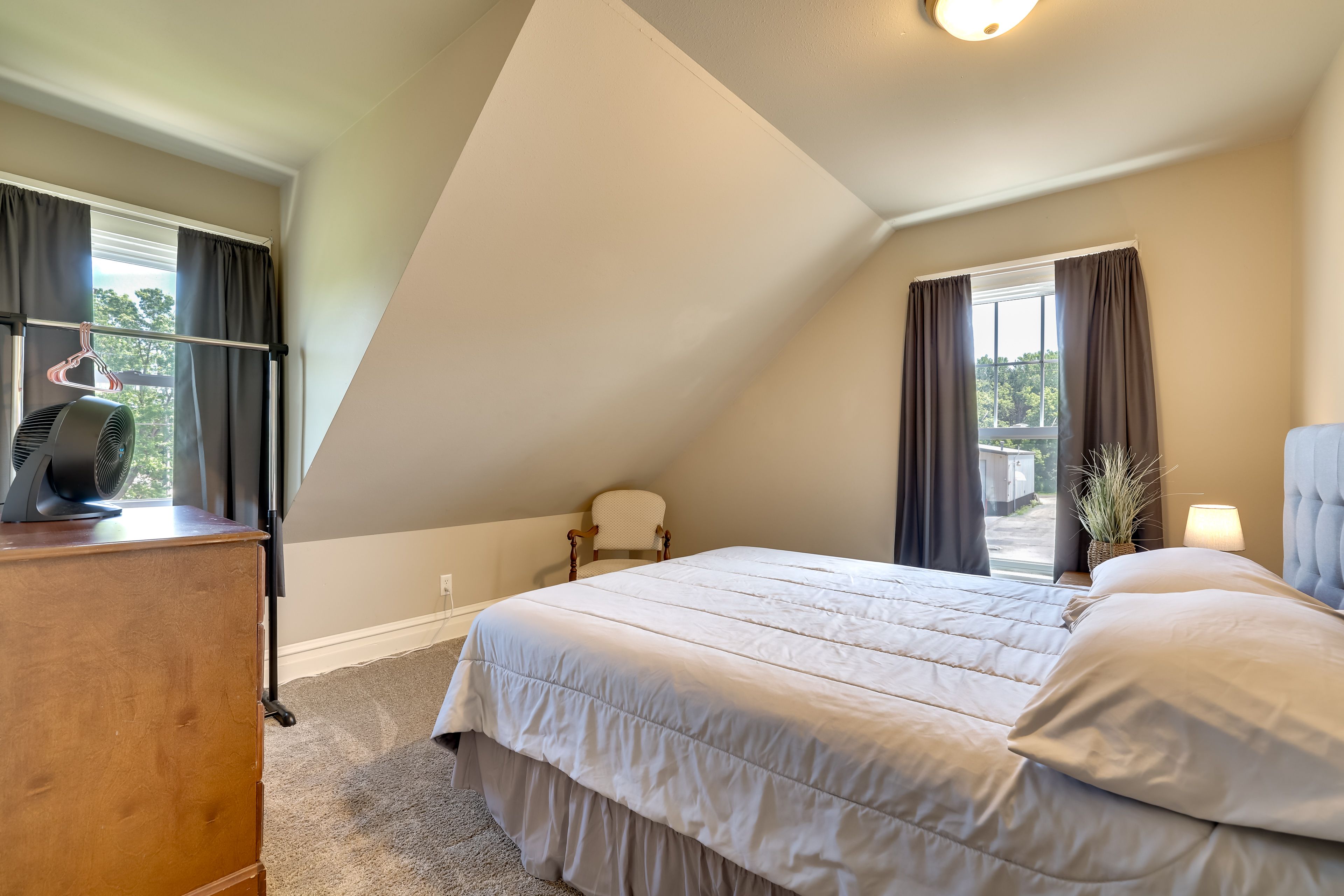 Bedroom 1 | Queen Bed | Linens Provided | 2nd Floor