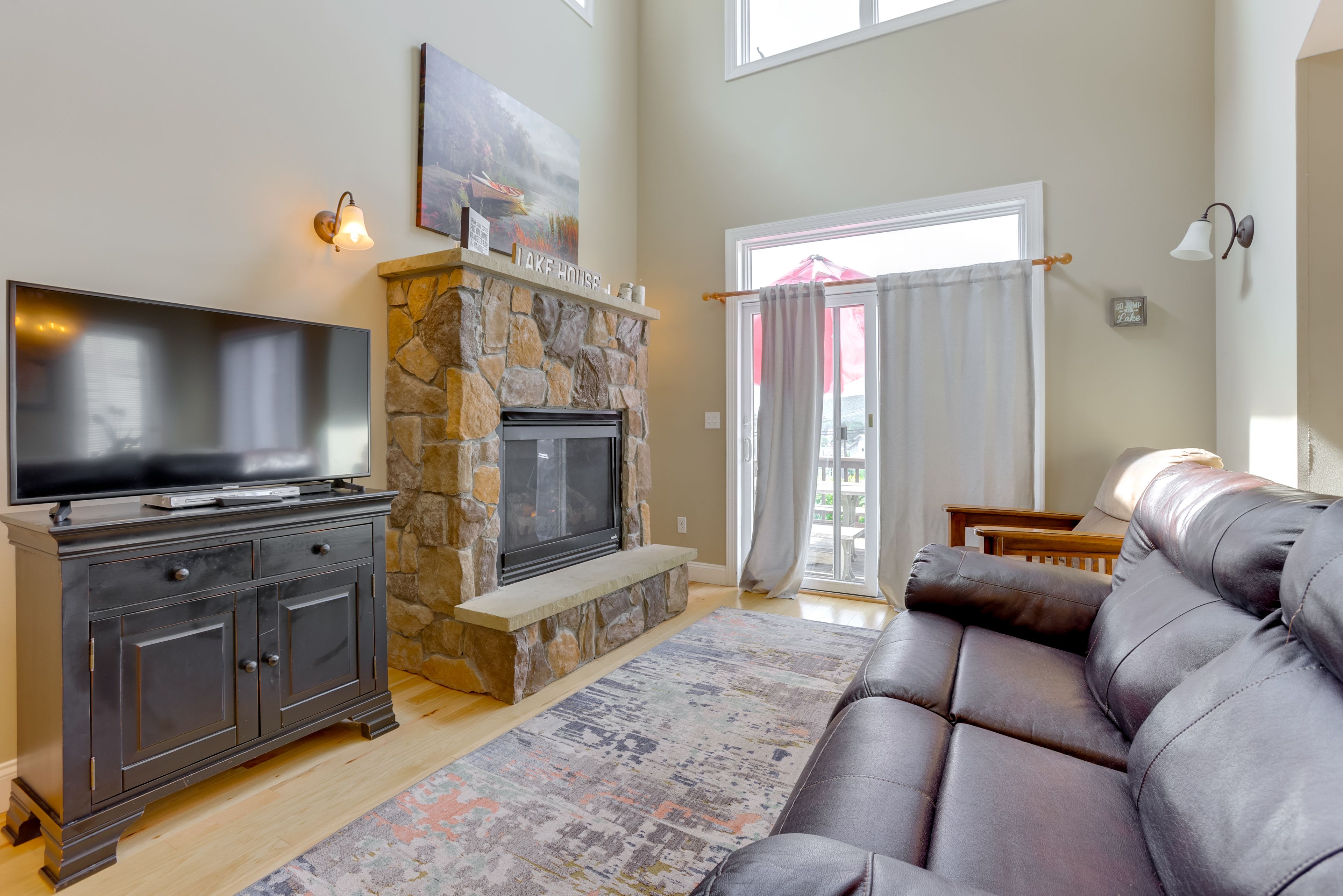 Living Room | Smart TV | Deck Access | Main Level