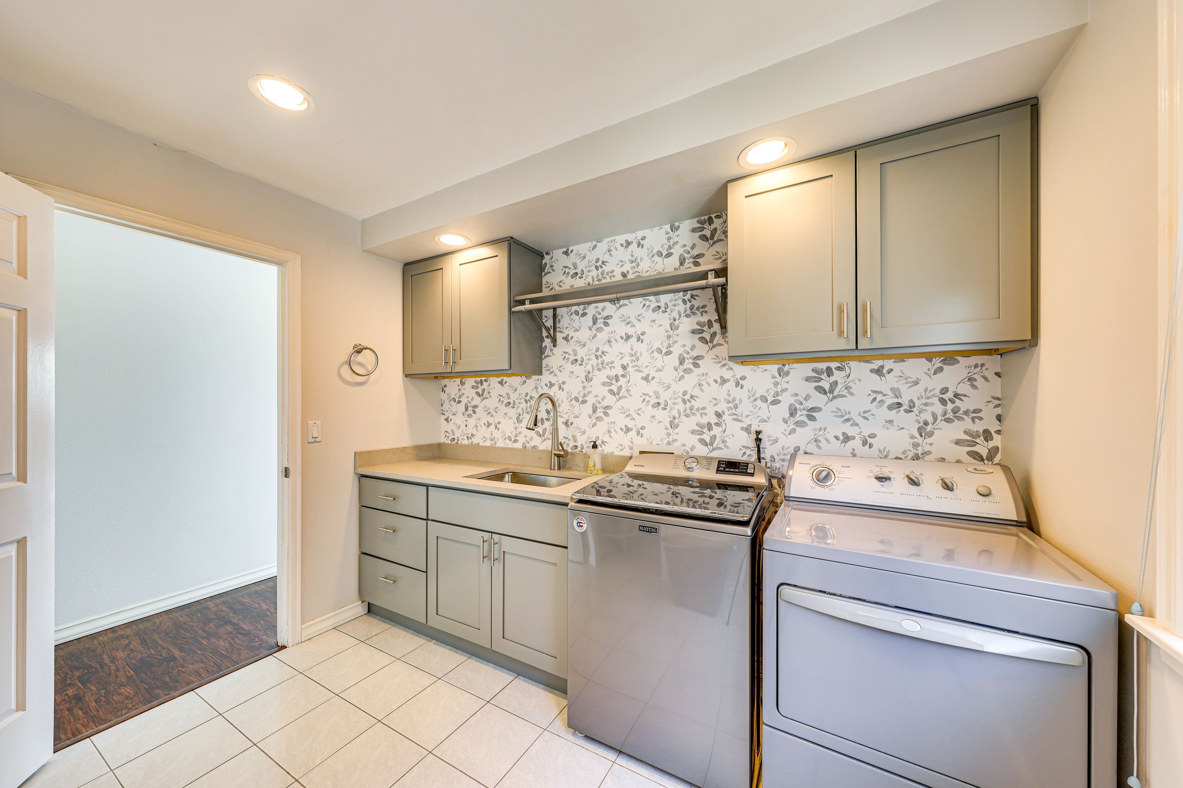 Laundry Room | Upper Level