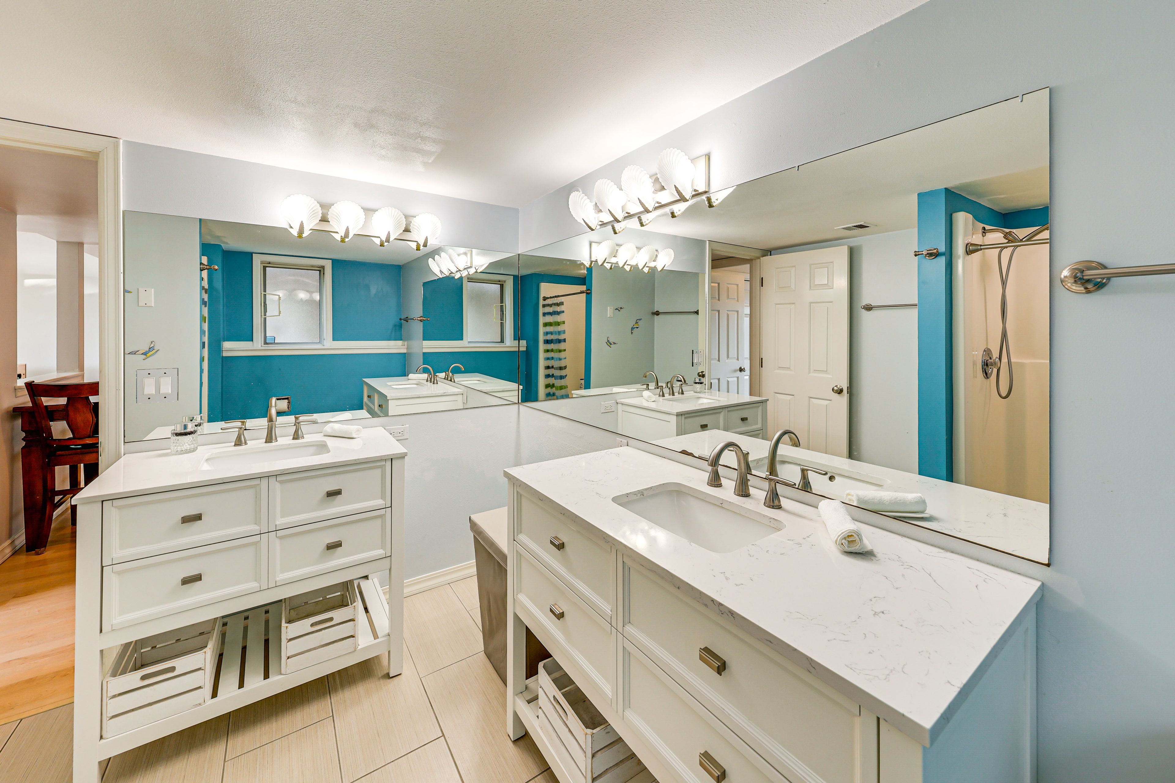 Full Bathroom | Lower Level