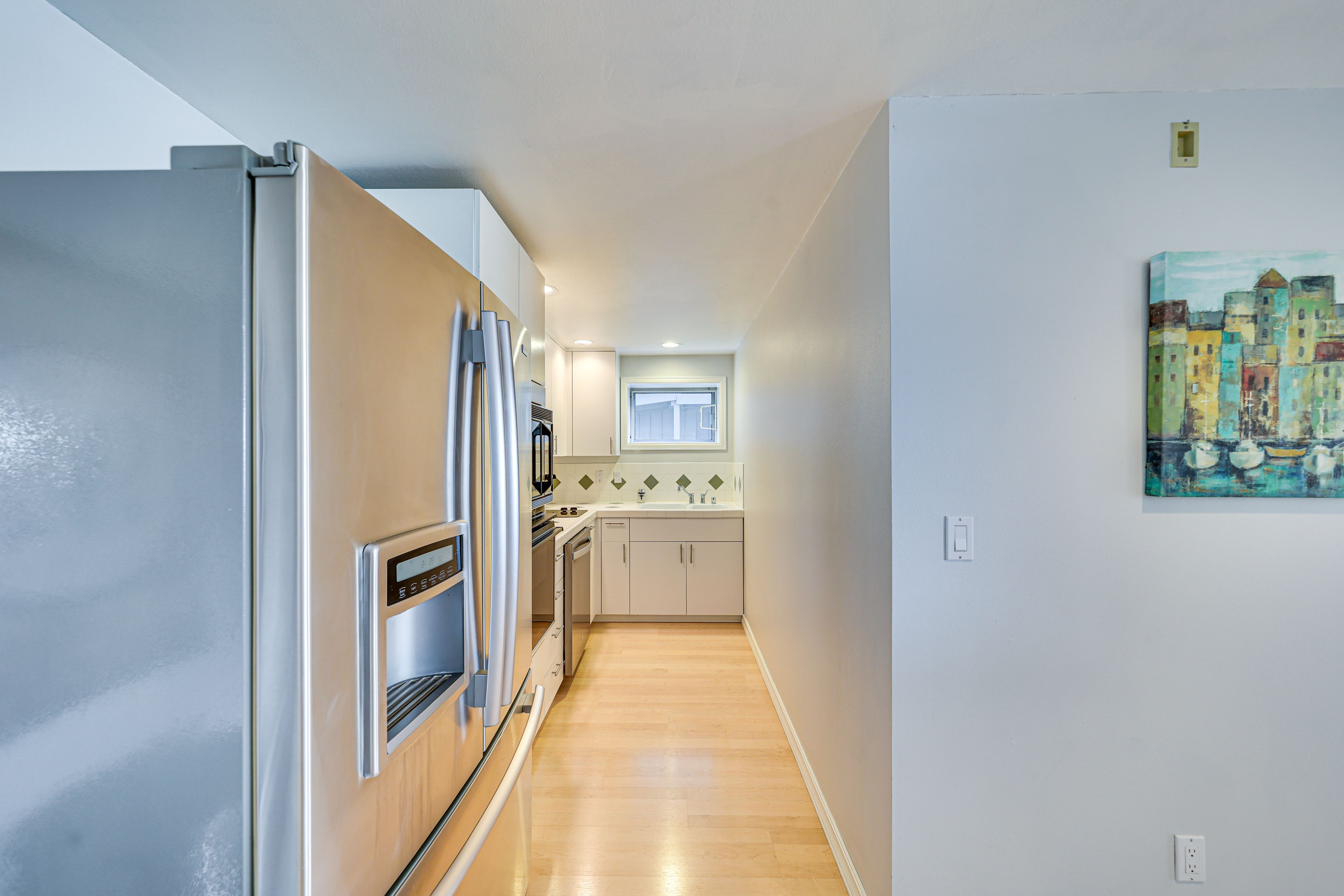 Additional Kitchen | Hot Plate | Lower Level