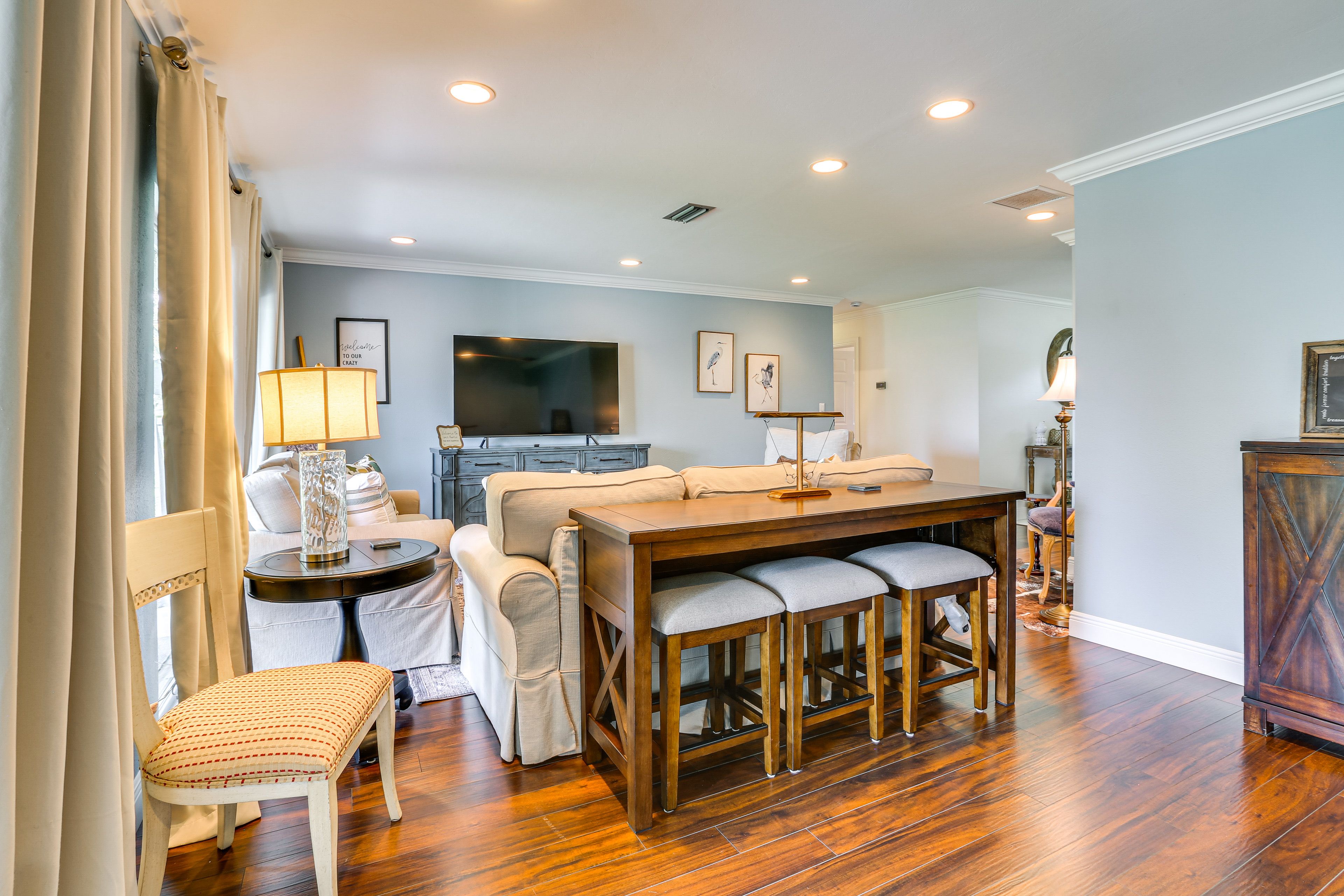Breakfast Bar
