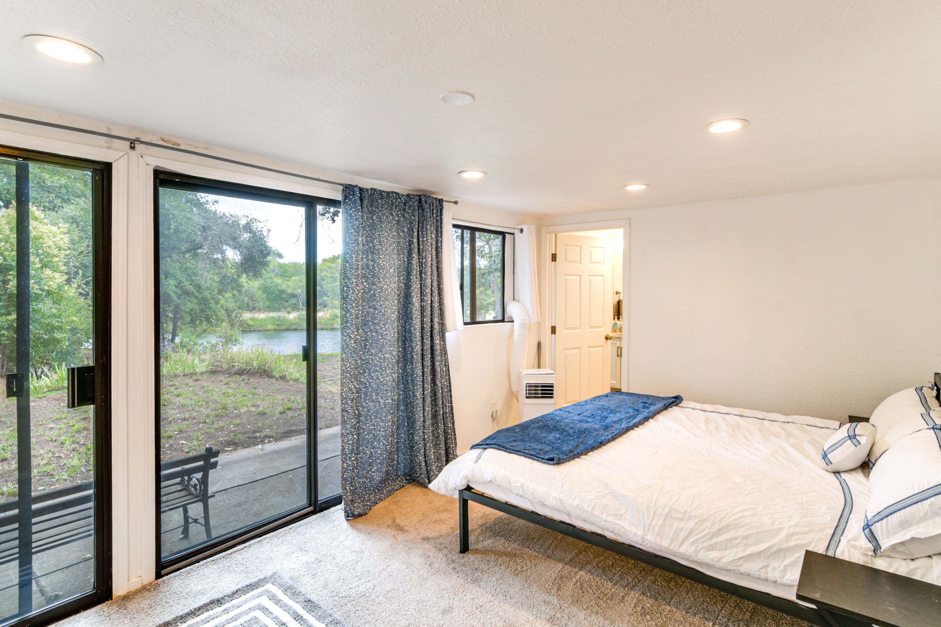 Bedroom 3 | Queen Bed | 1st Floor | En-Suite Bathroom