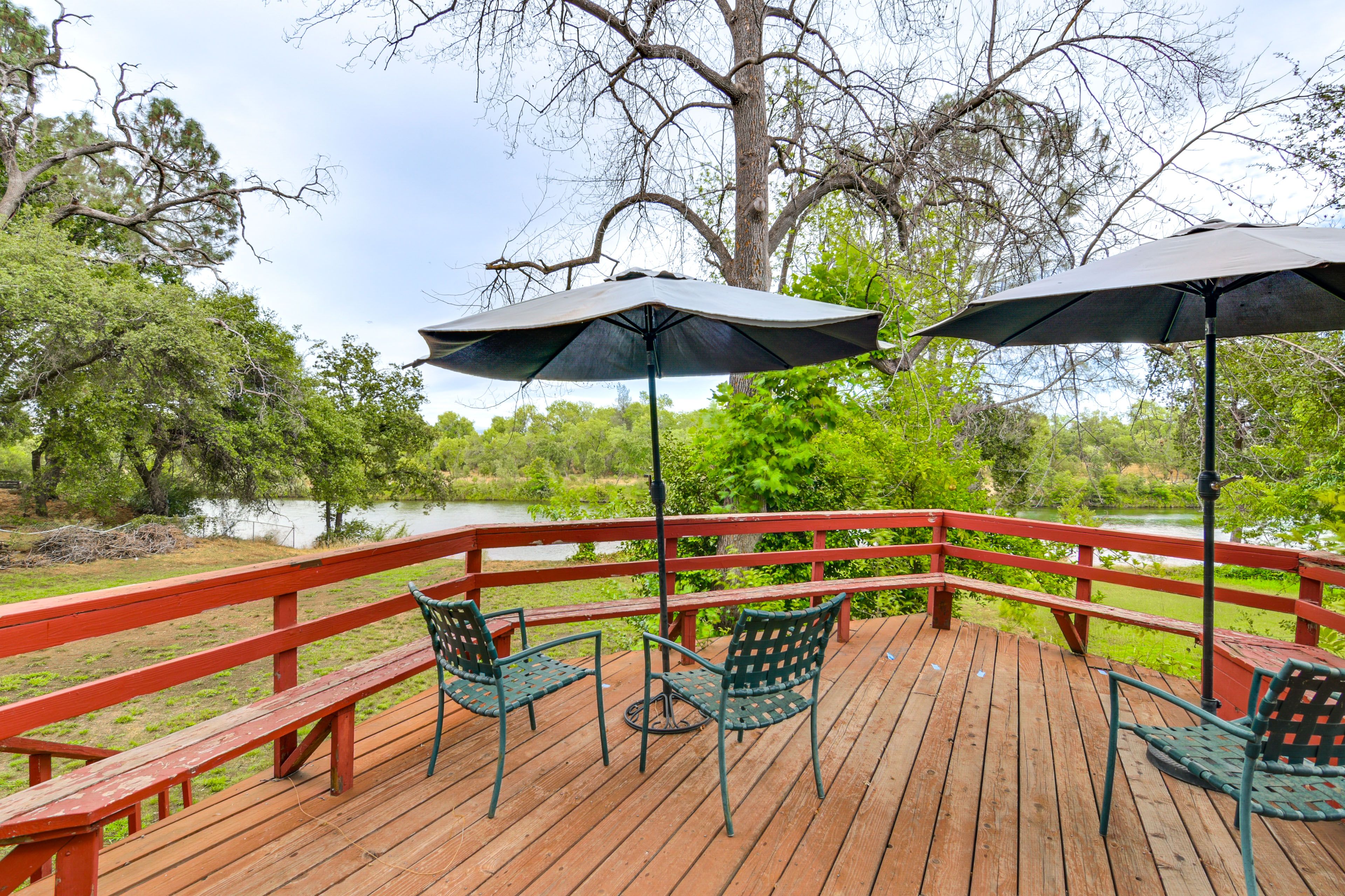 Oroville Vacation Rental | 6BR | 5BA | 3,000 Sq Ft | Step-Free Entry