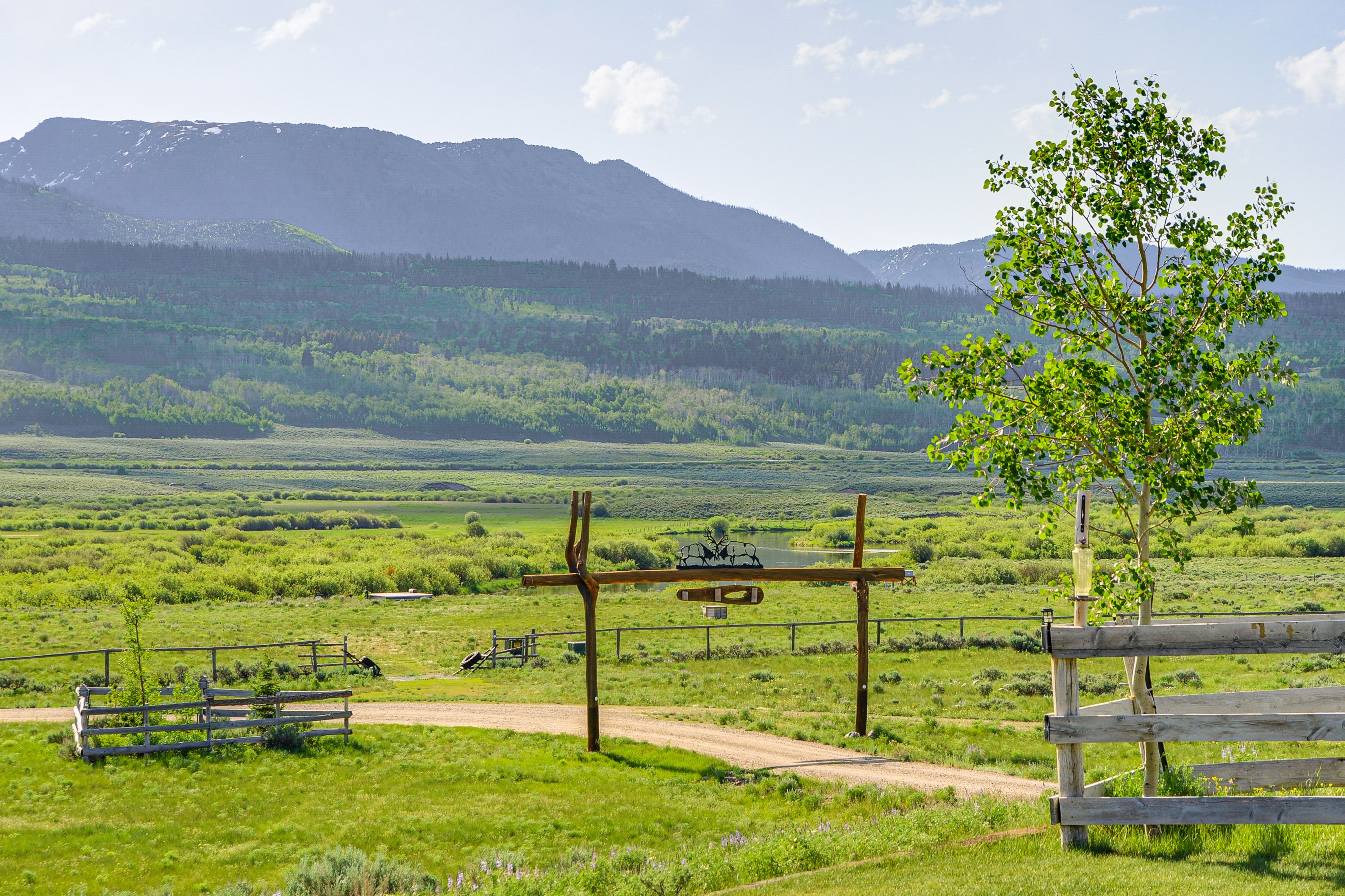 Views of Wind River Range & Green River