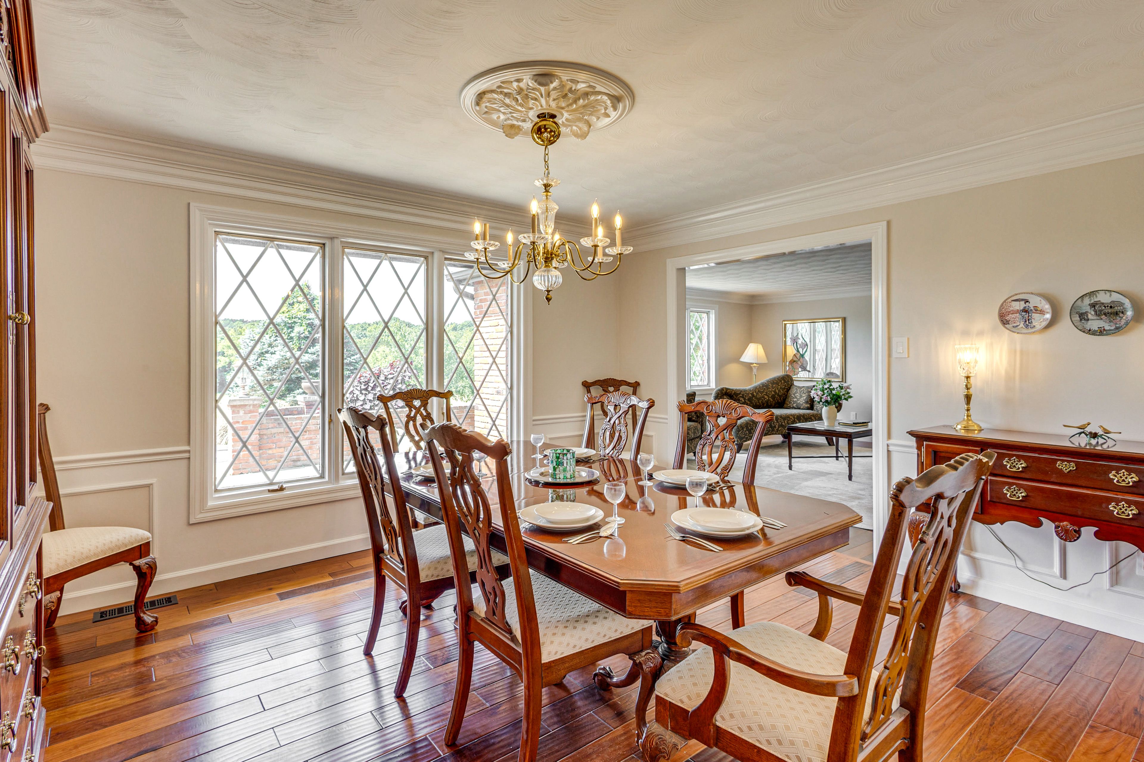 Dining Area | Dishware & Flatware | Main Level