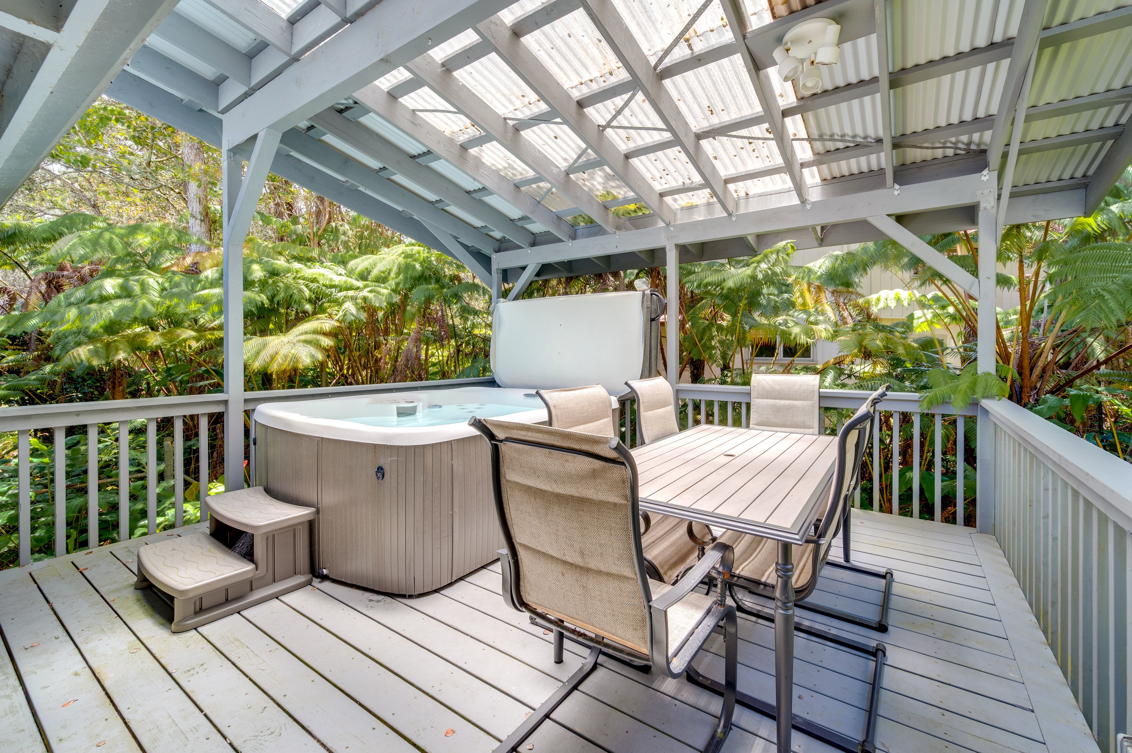 Private Deck | Hot Tub | Outdoor Dining