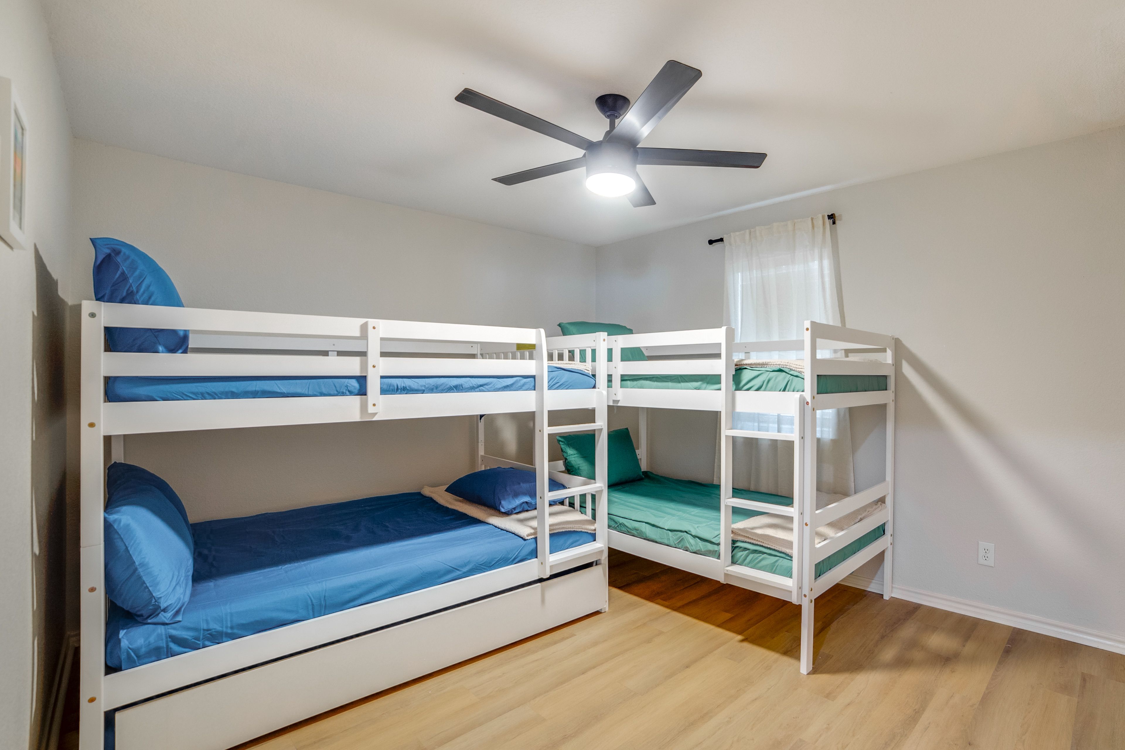 Bedroom 3 | Twin Bunk Bed | Full Bunk Bed w/ Twin Trundle