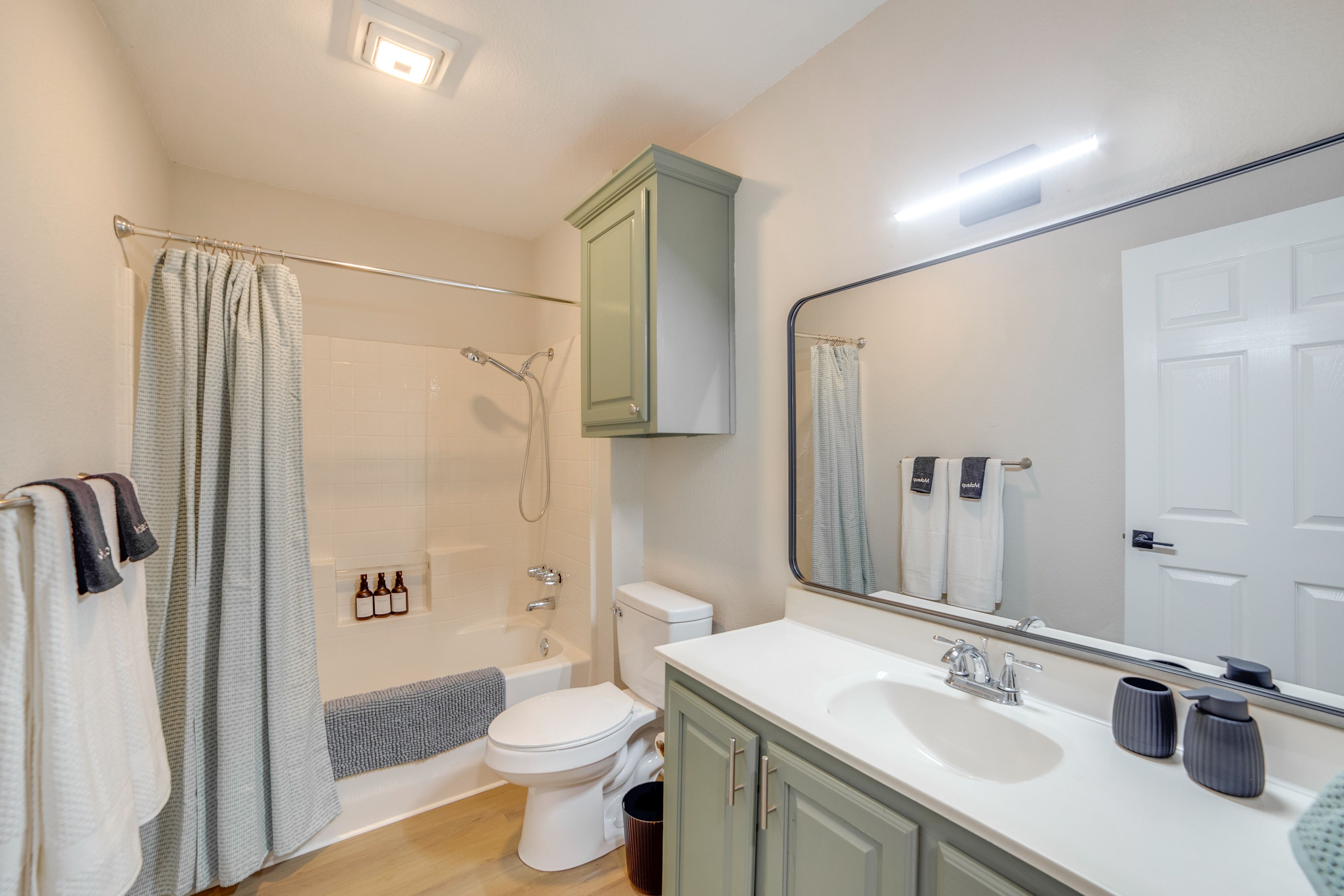 Full Bath