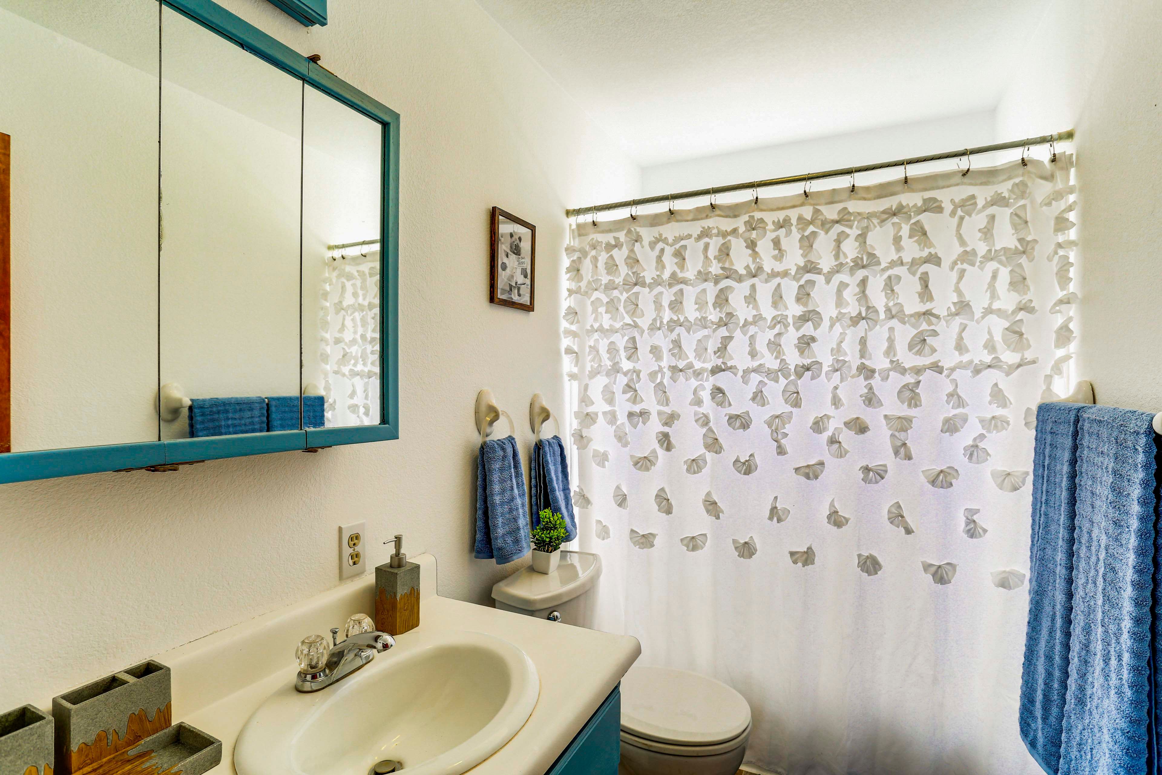 Full Bathroom