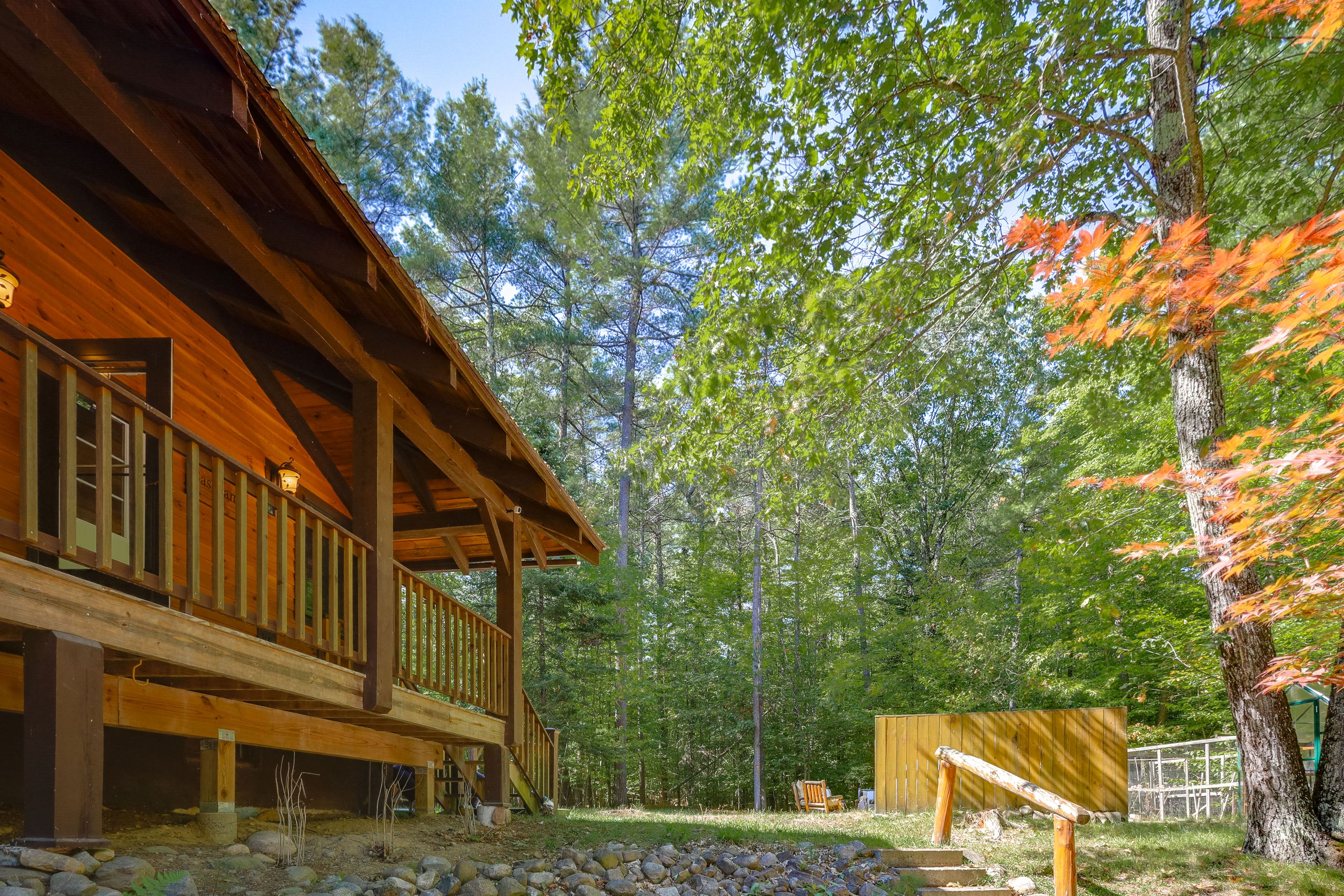 Parking | Driveway (8 Vehicles)