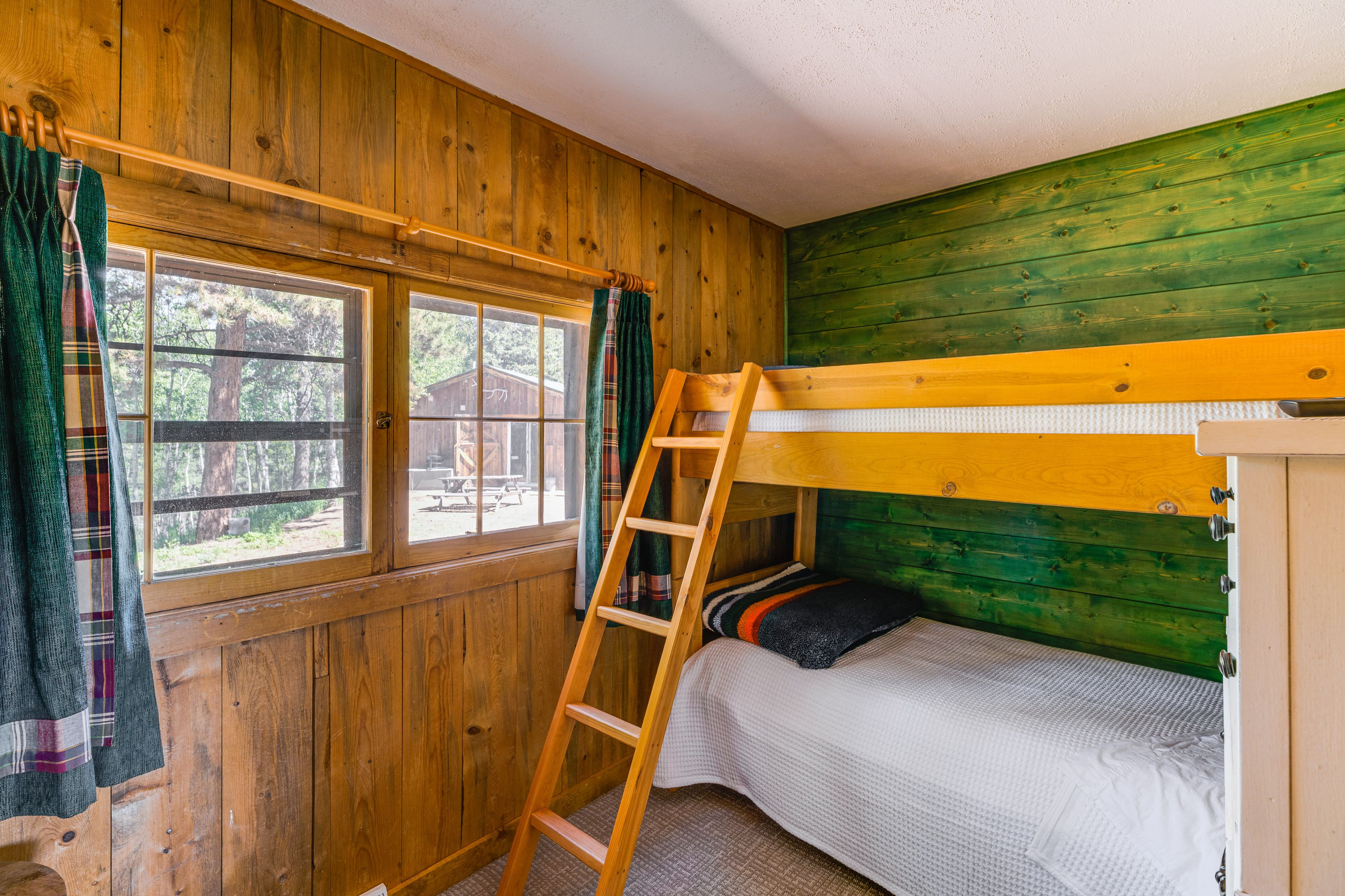 Bedroom 3 | Twin Bunk Bed