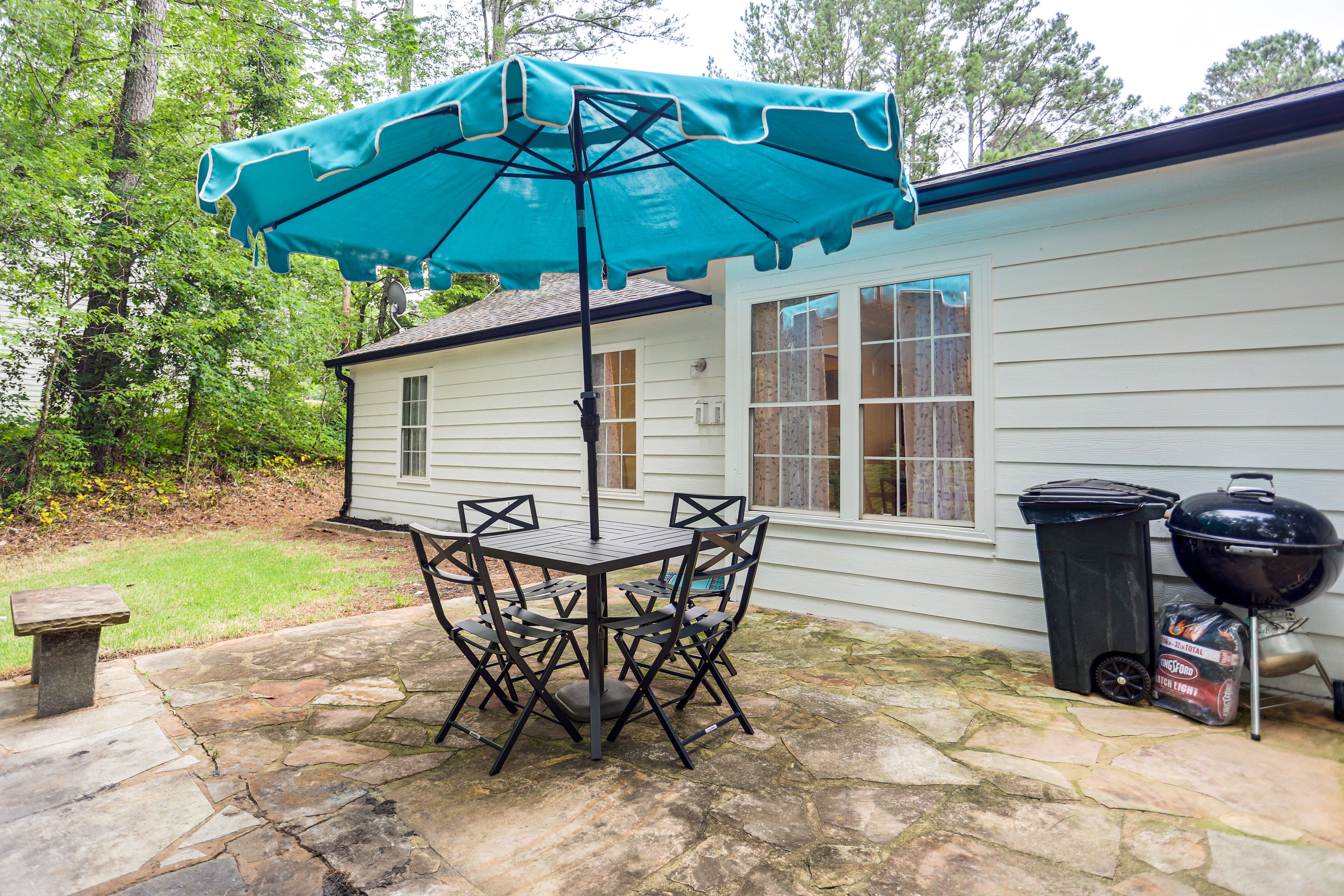 Patio | Charcoal Grill