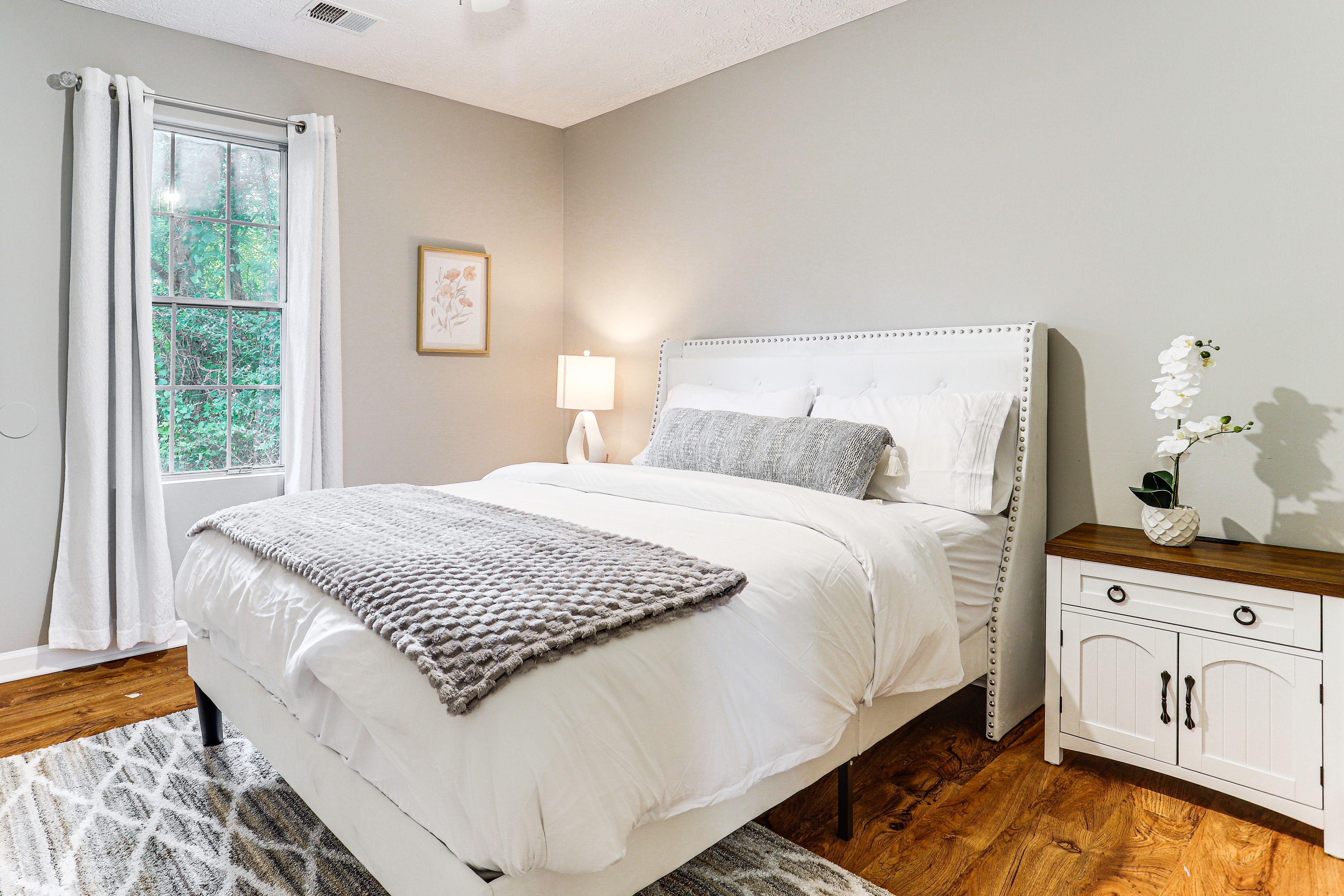 Bedroom 2 | Queen Bed