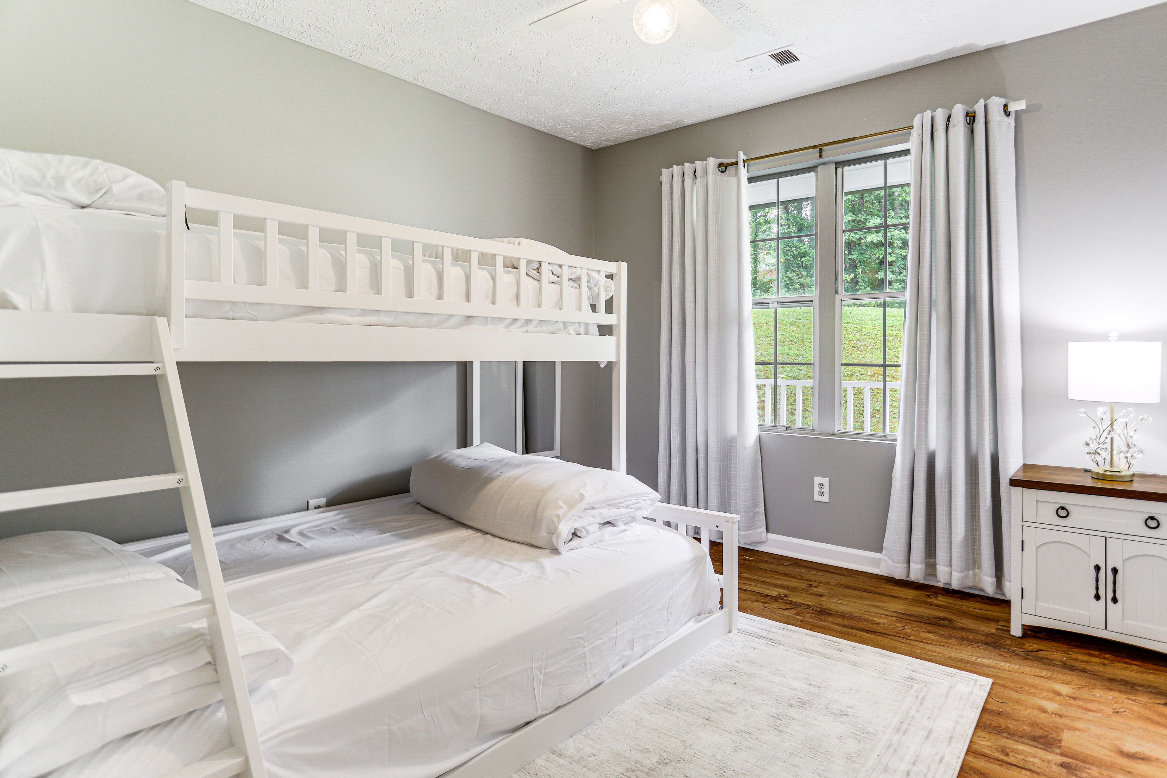 Bedroom 4 | Queen/Twin Bunk Bed