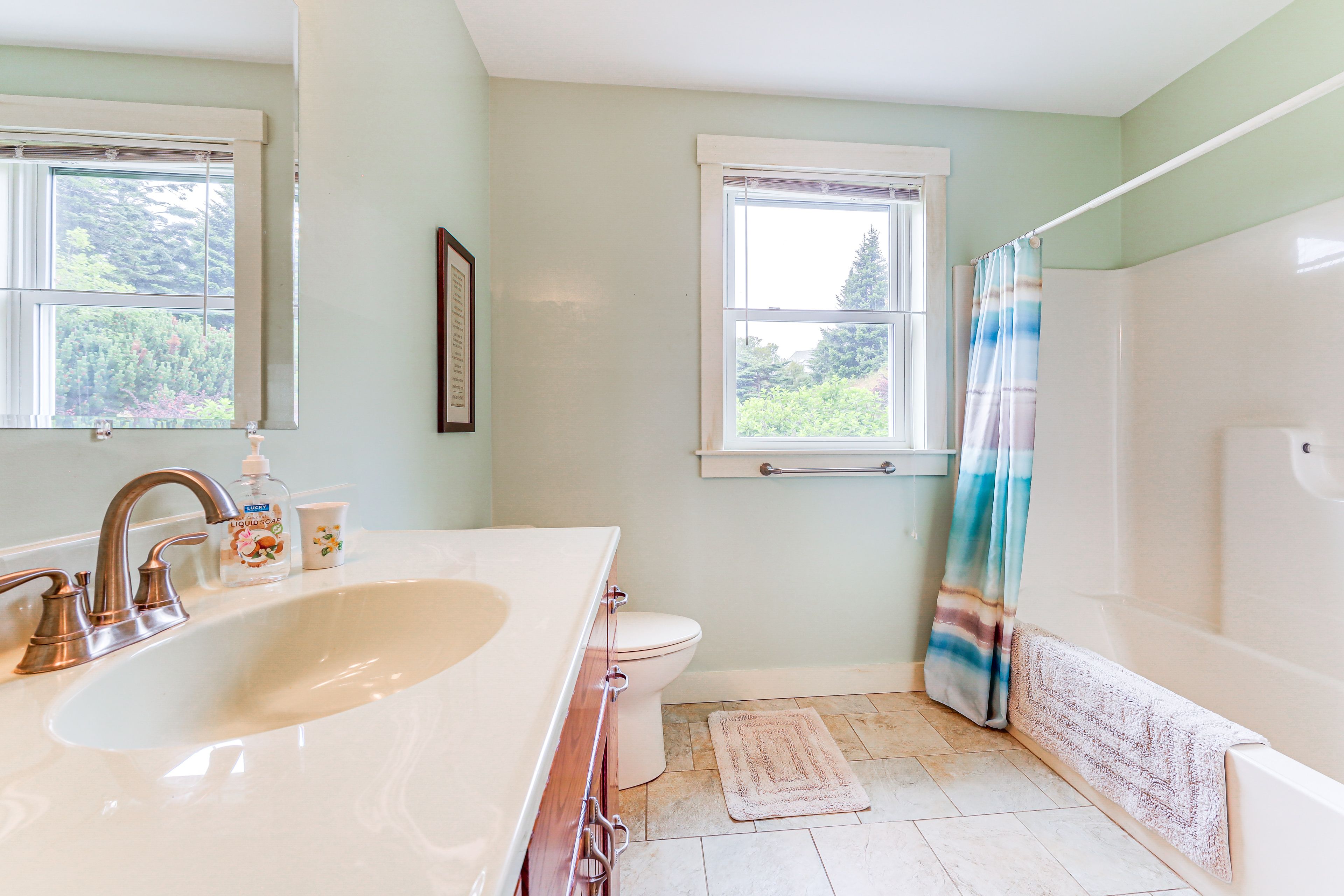 Bathroom | Towels Provided