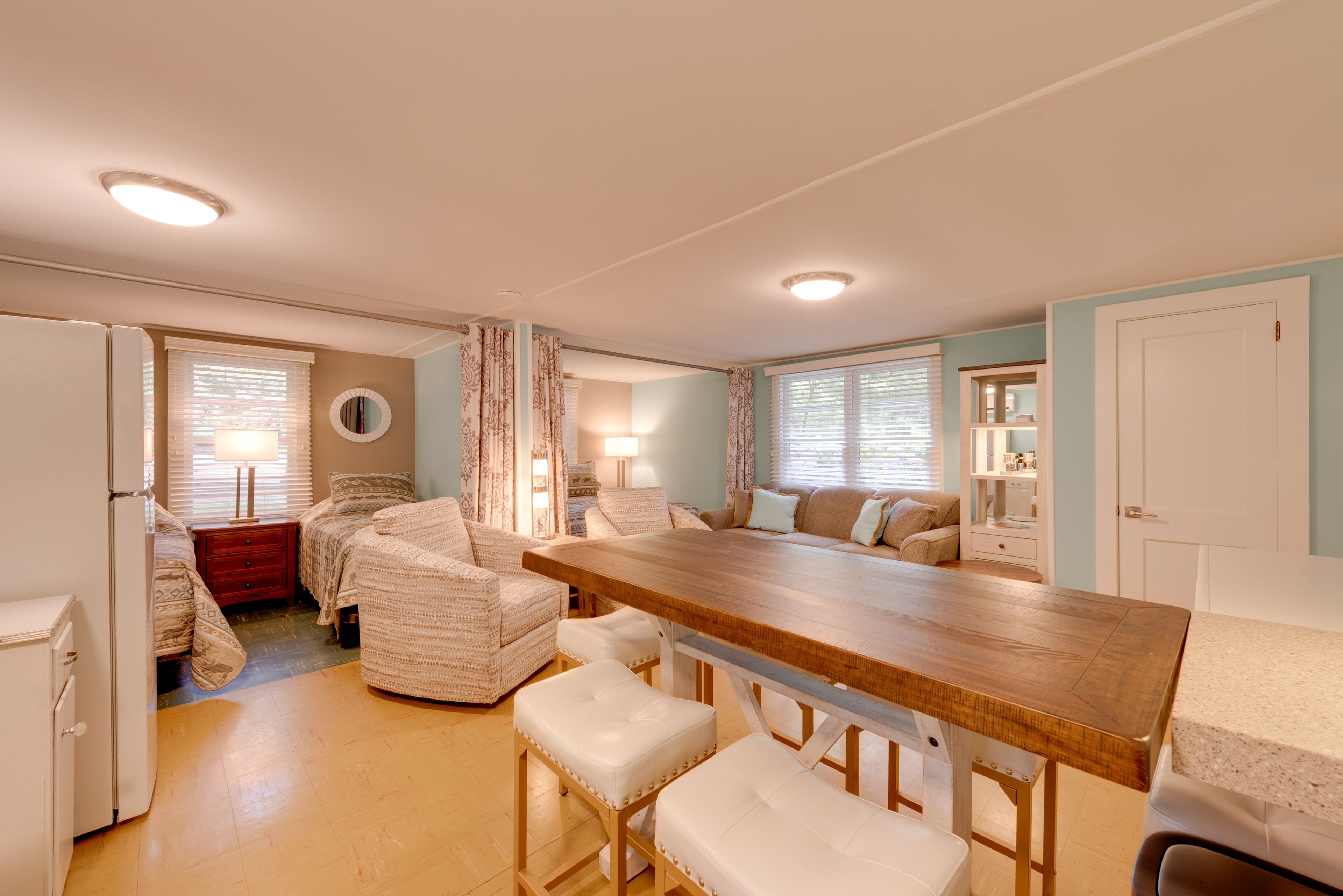Studio | Living Space | Free WiFi | Mini Split A/C & Heating
