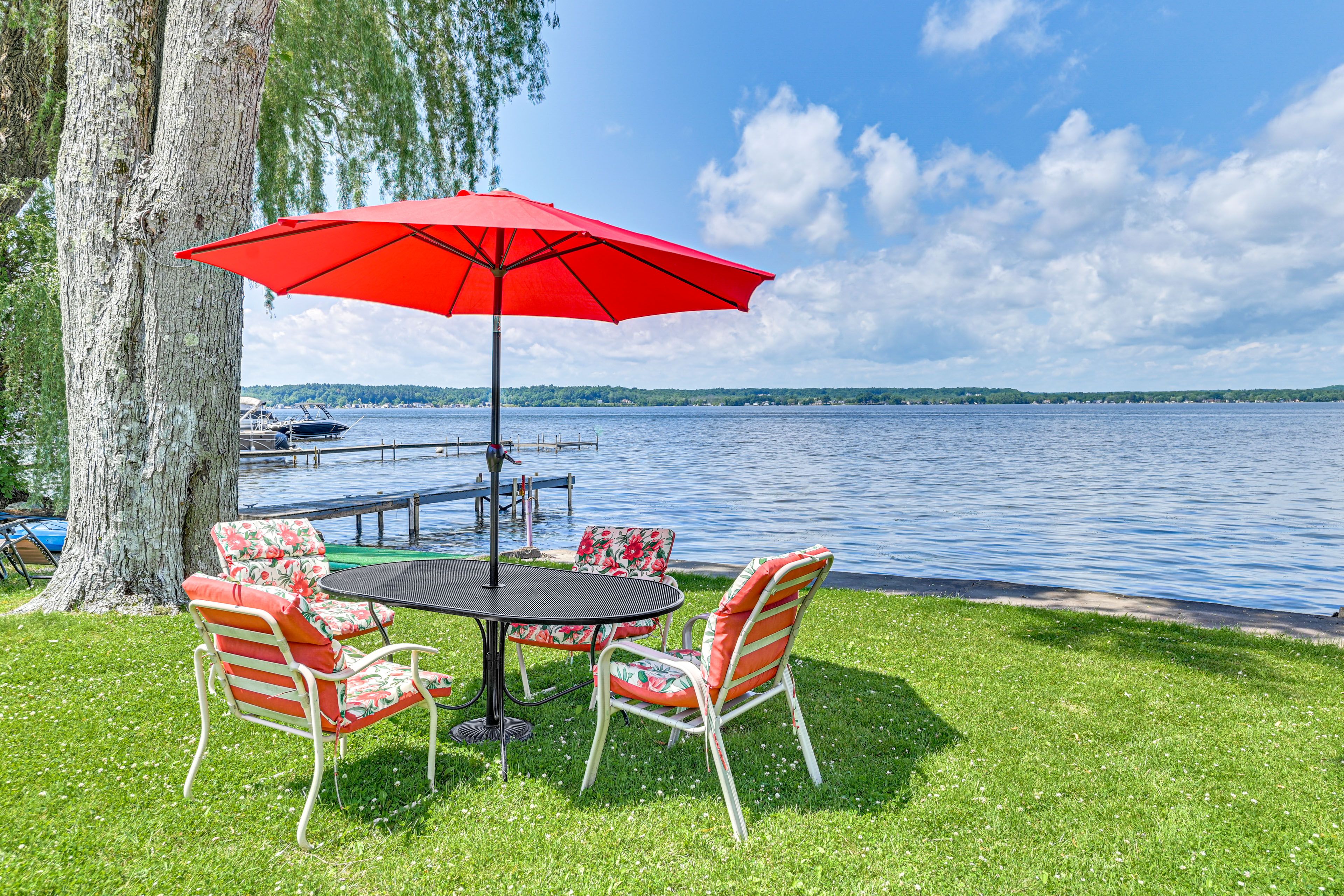 Saratoga Springs Vacation Rental | 2BR | 1BA | 1,700 Sq Ft | 5 Steps to Enter