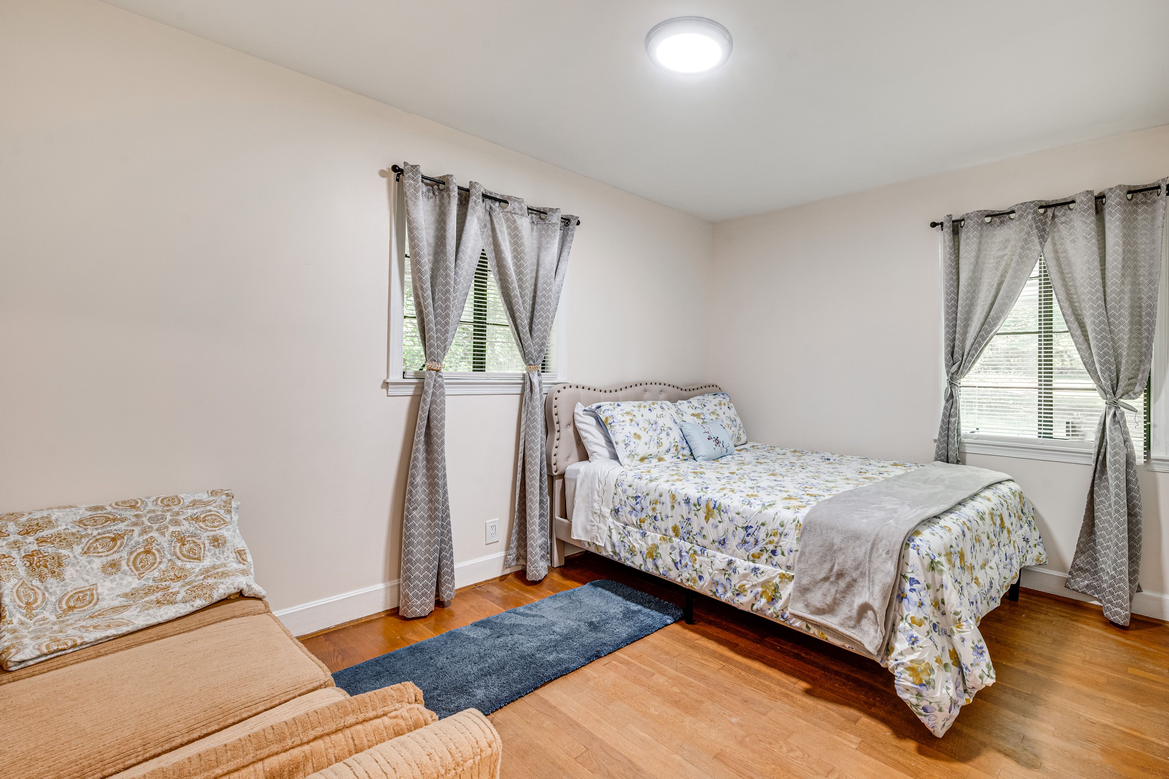 Bedroom 1 | Queen Bed | Linens Provided