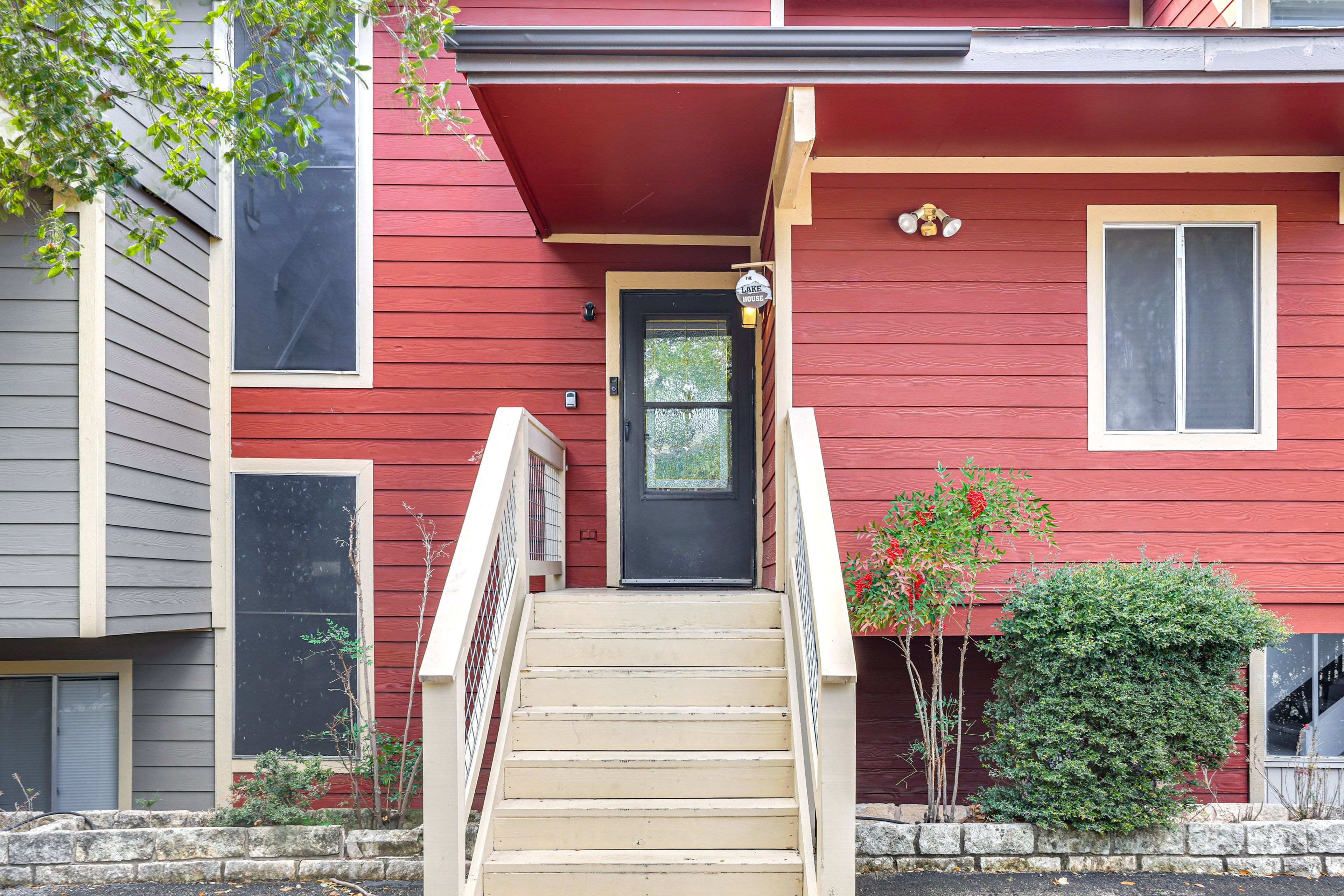 Exterior | Parking Spots (2 Vehicles)