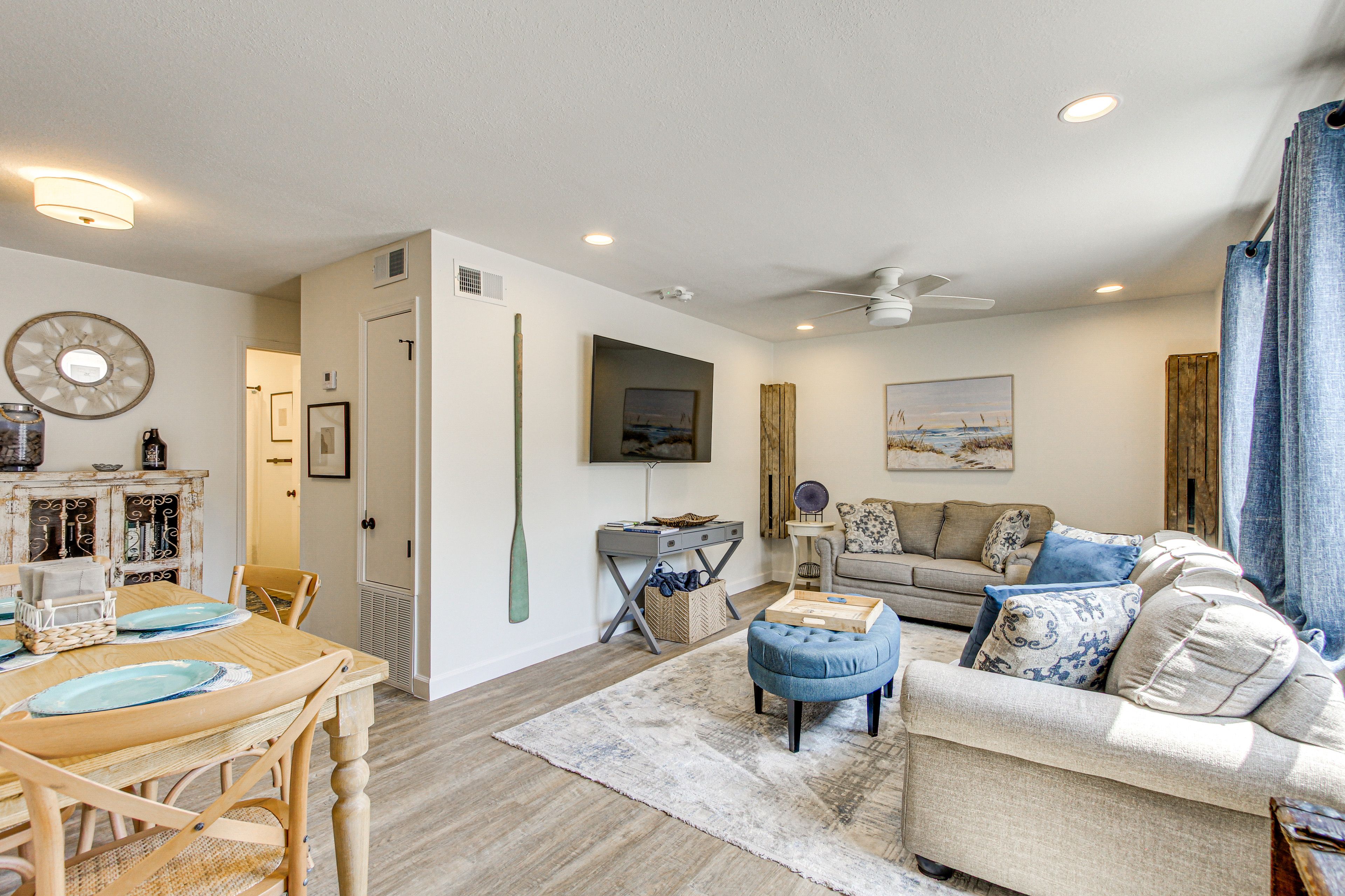Ocean Springs Vacation Rental | 1BR | 1BA | 600 Sq Ft | 2 Steps to Enter