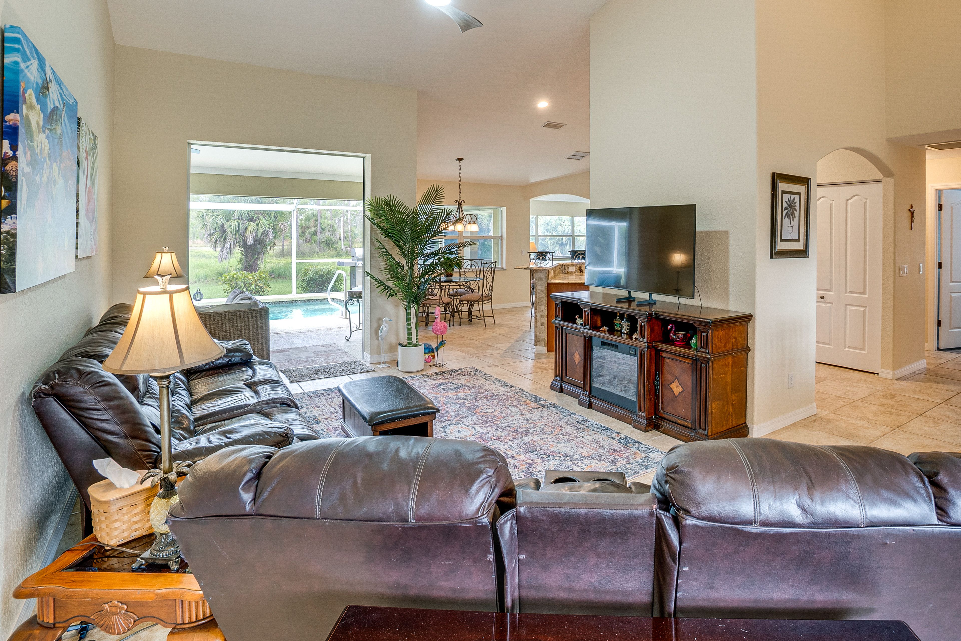 Living Room | Central A/C & Heat