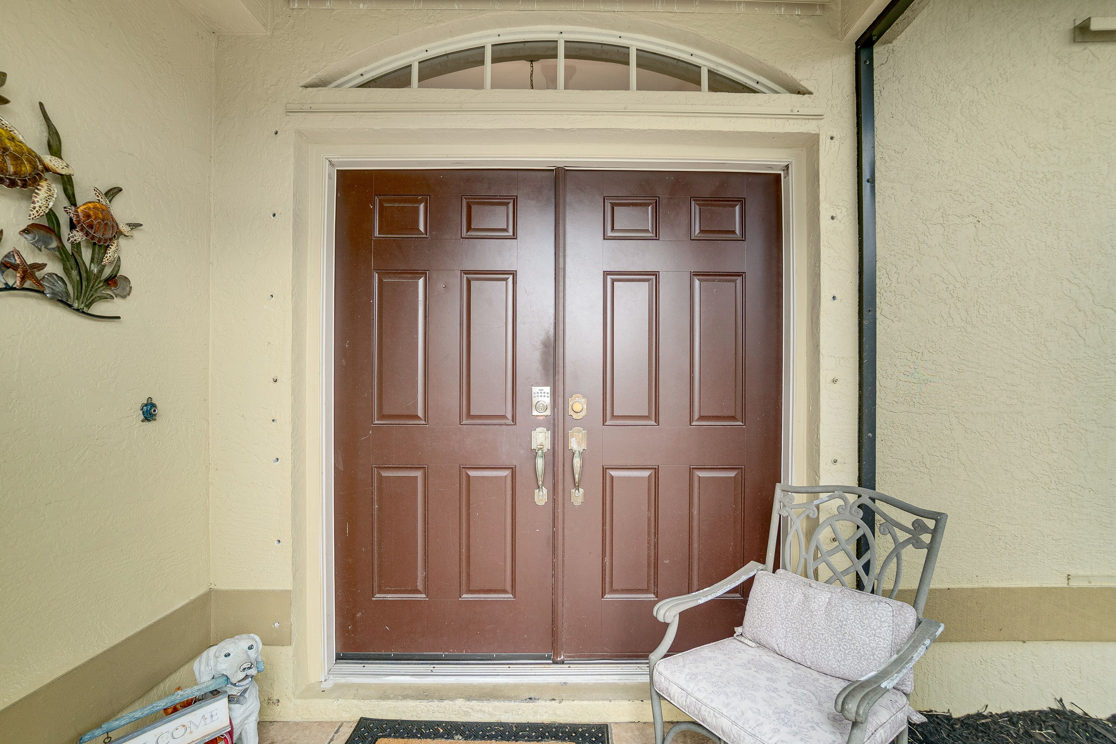 Home Exterior | Entry