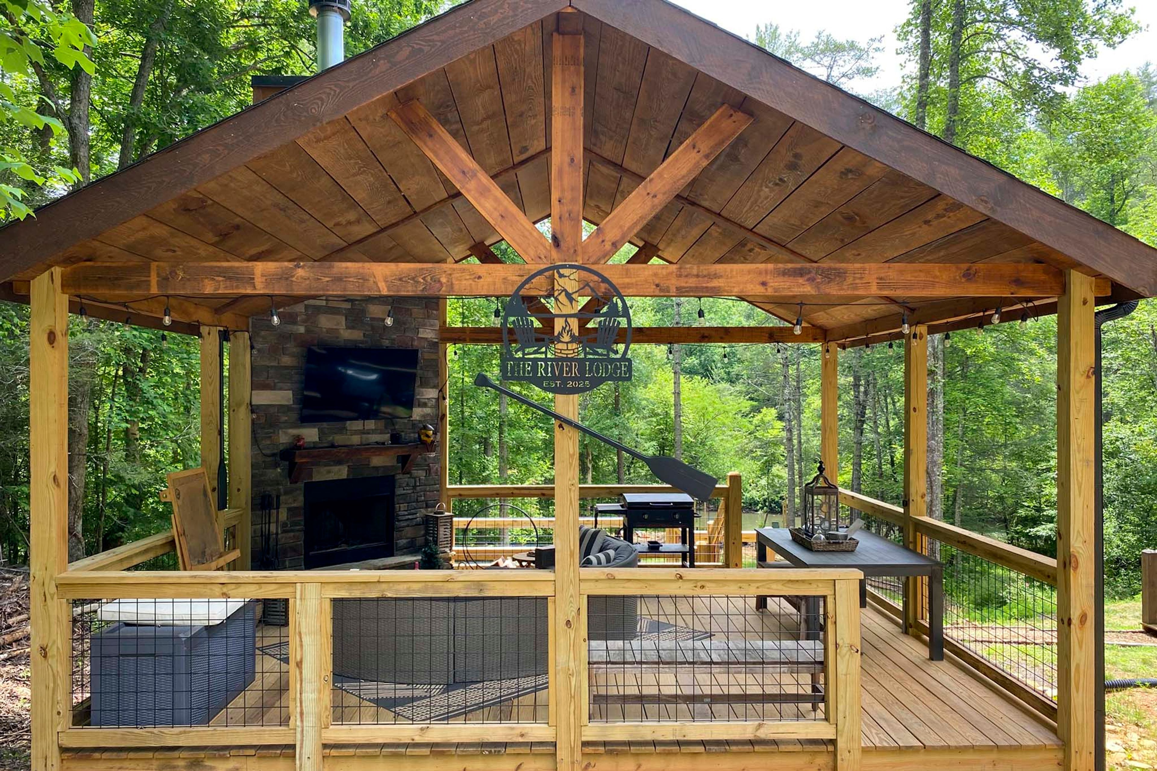 Furnished Gazebo