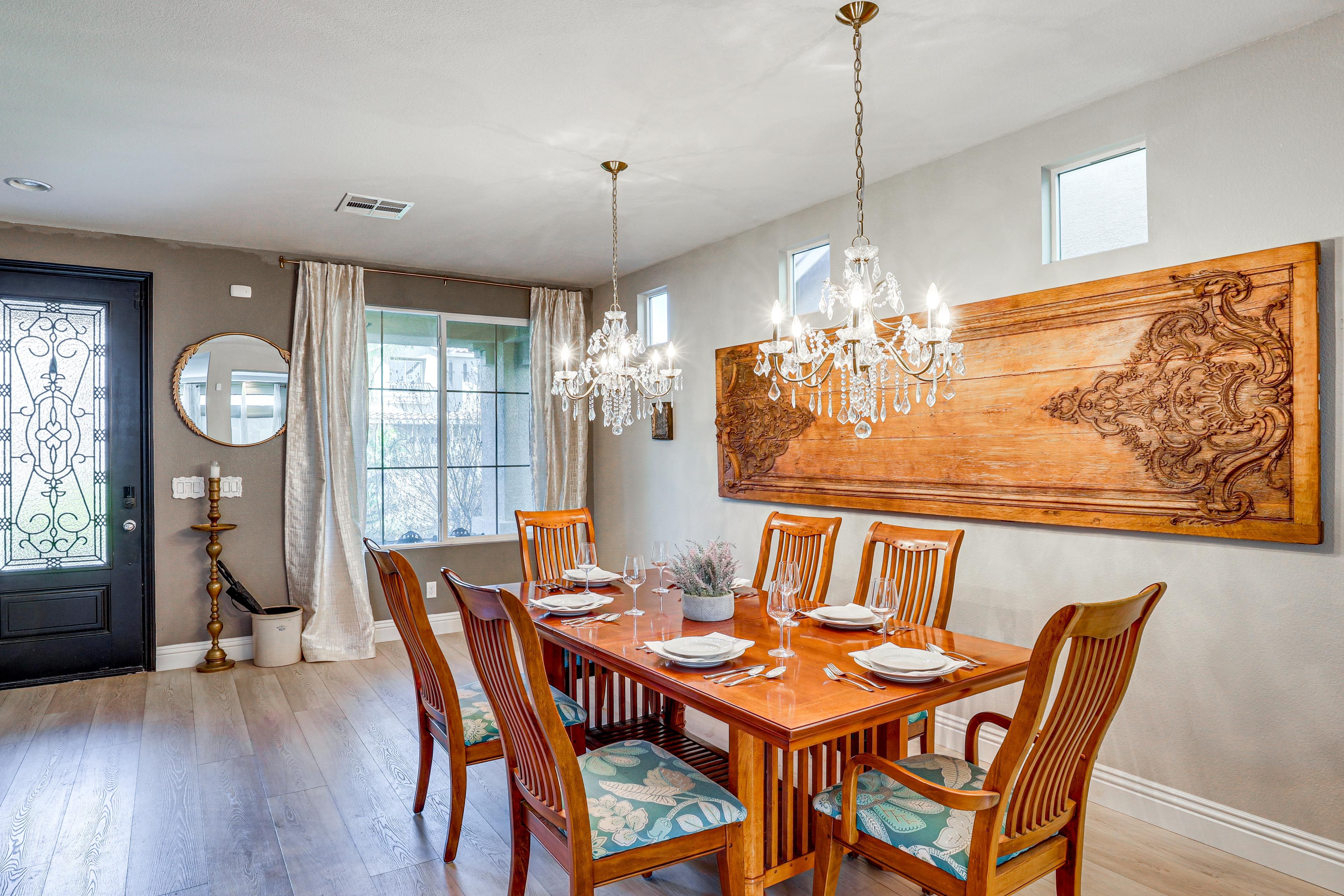 Dining Table | Dishware/Flatware | 1st Floor