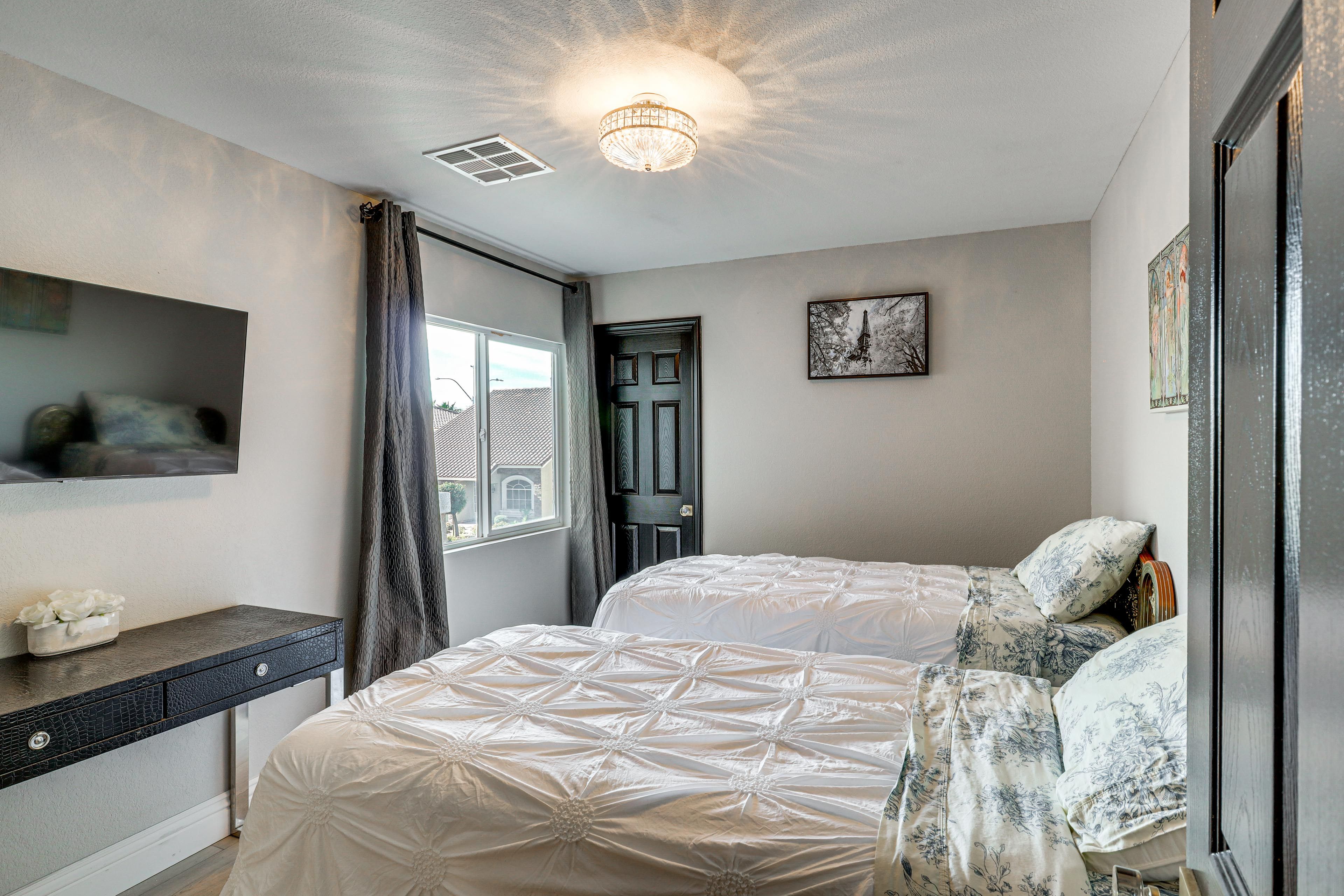 Bedroom 4 | 2 Twin Beds | 2nd Floor