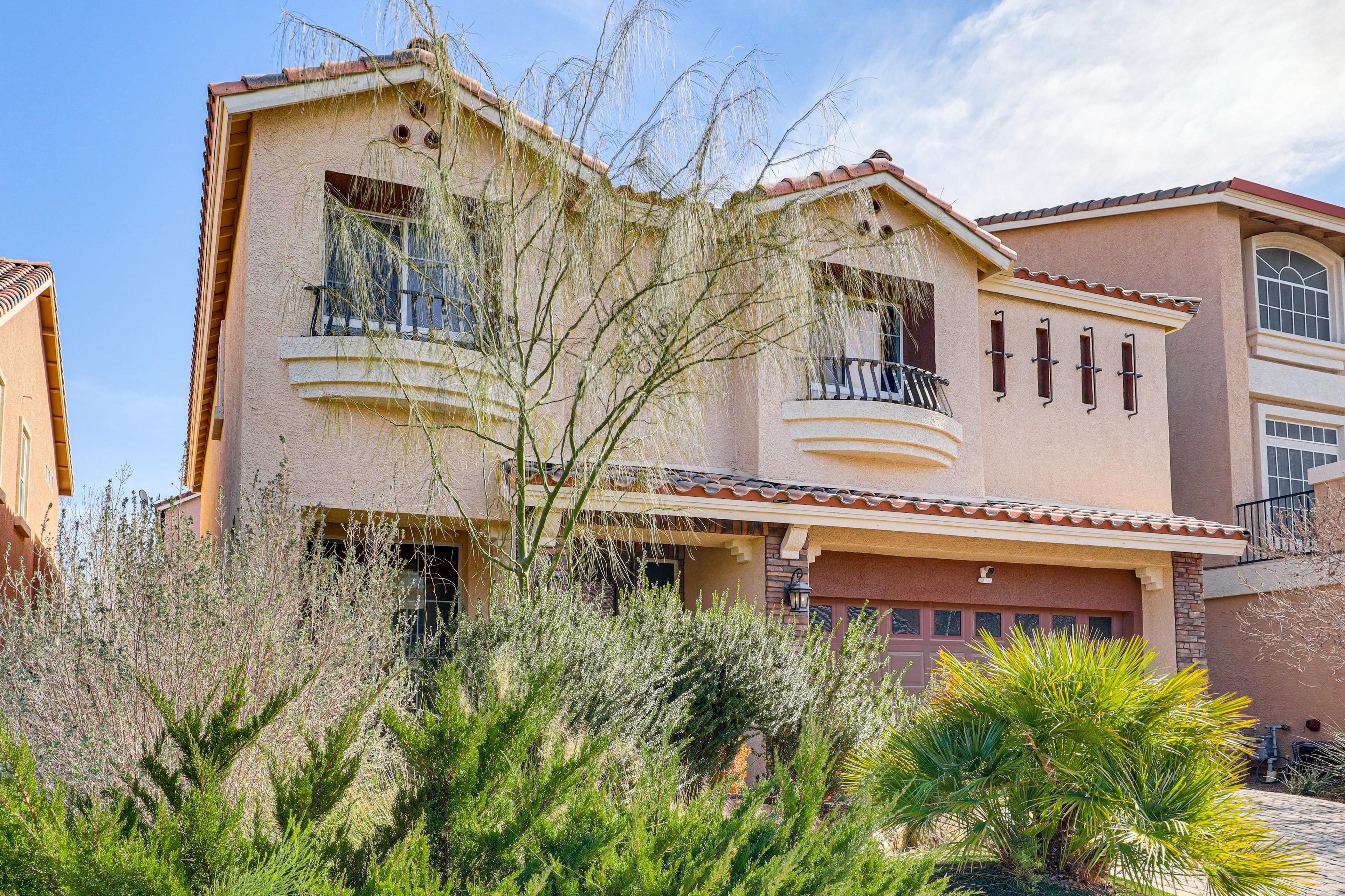 Parking | Garage (1 Vehicle) | Driveway (2 Vehicles)