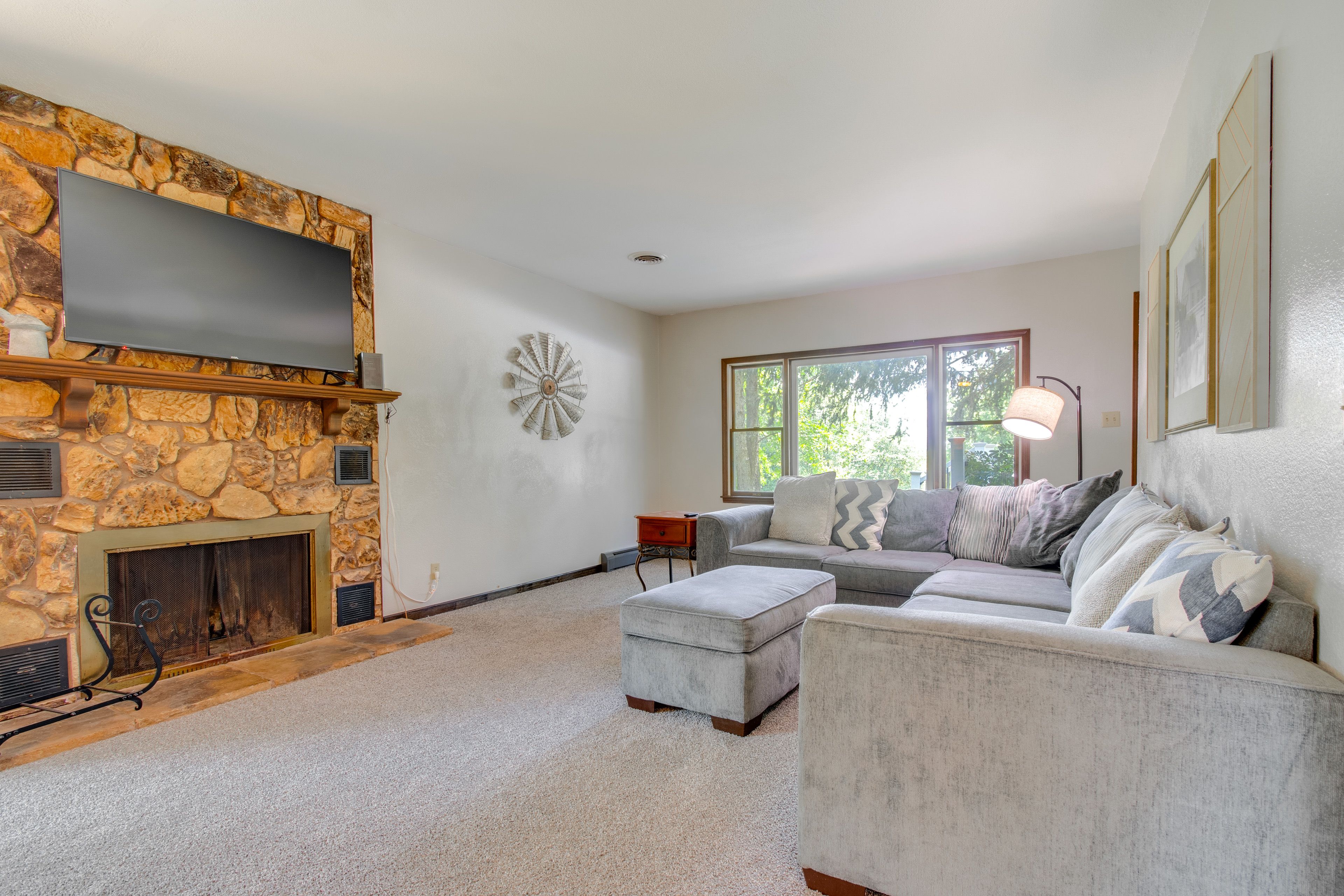 Living Room | Main Level