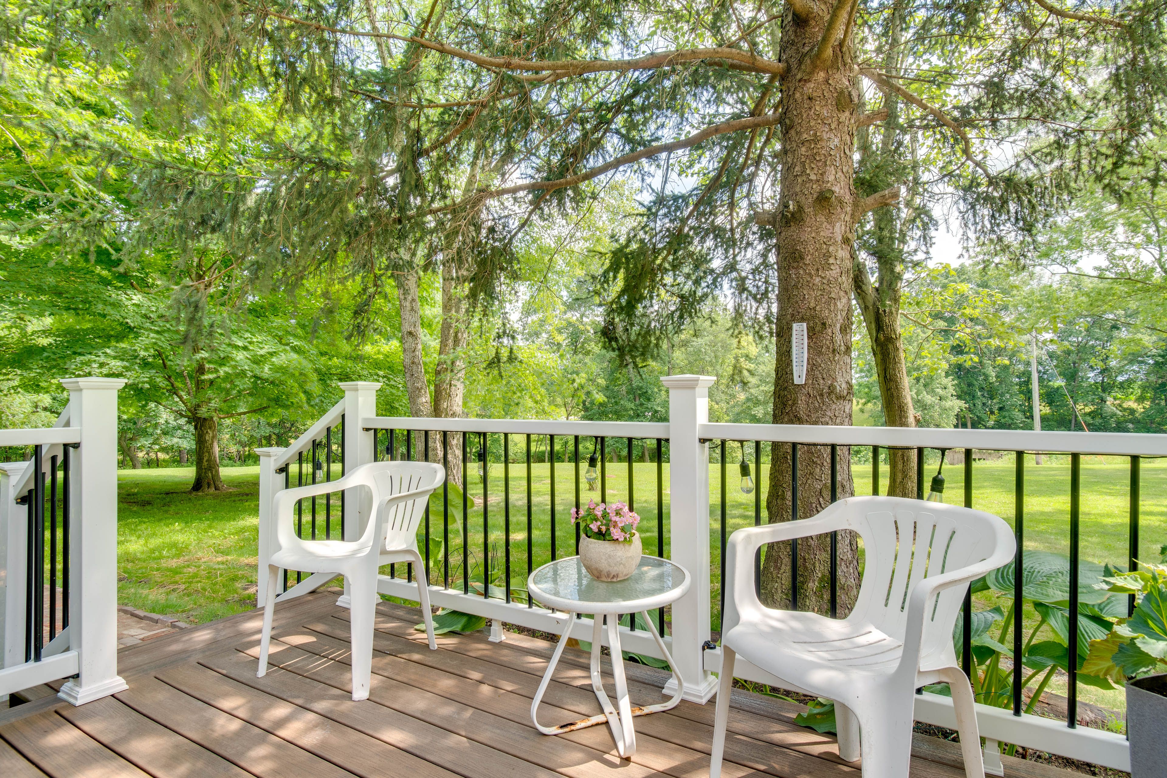 Front Deck | Entry