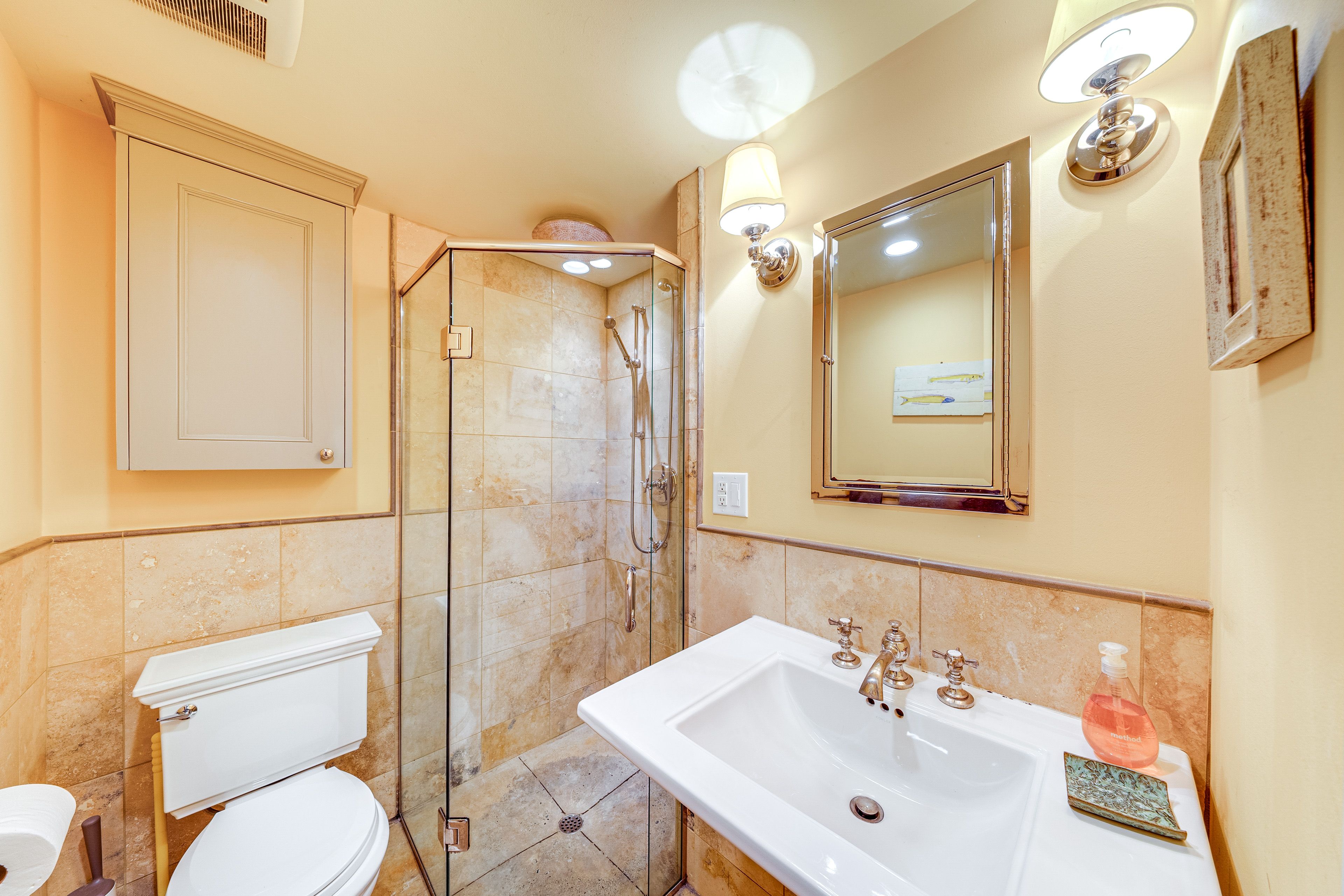 Full Bathroom | Lower Floor