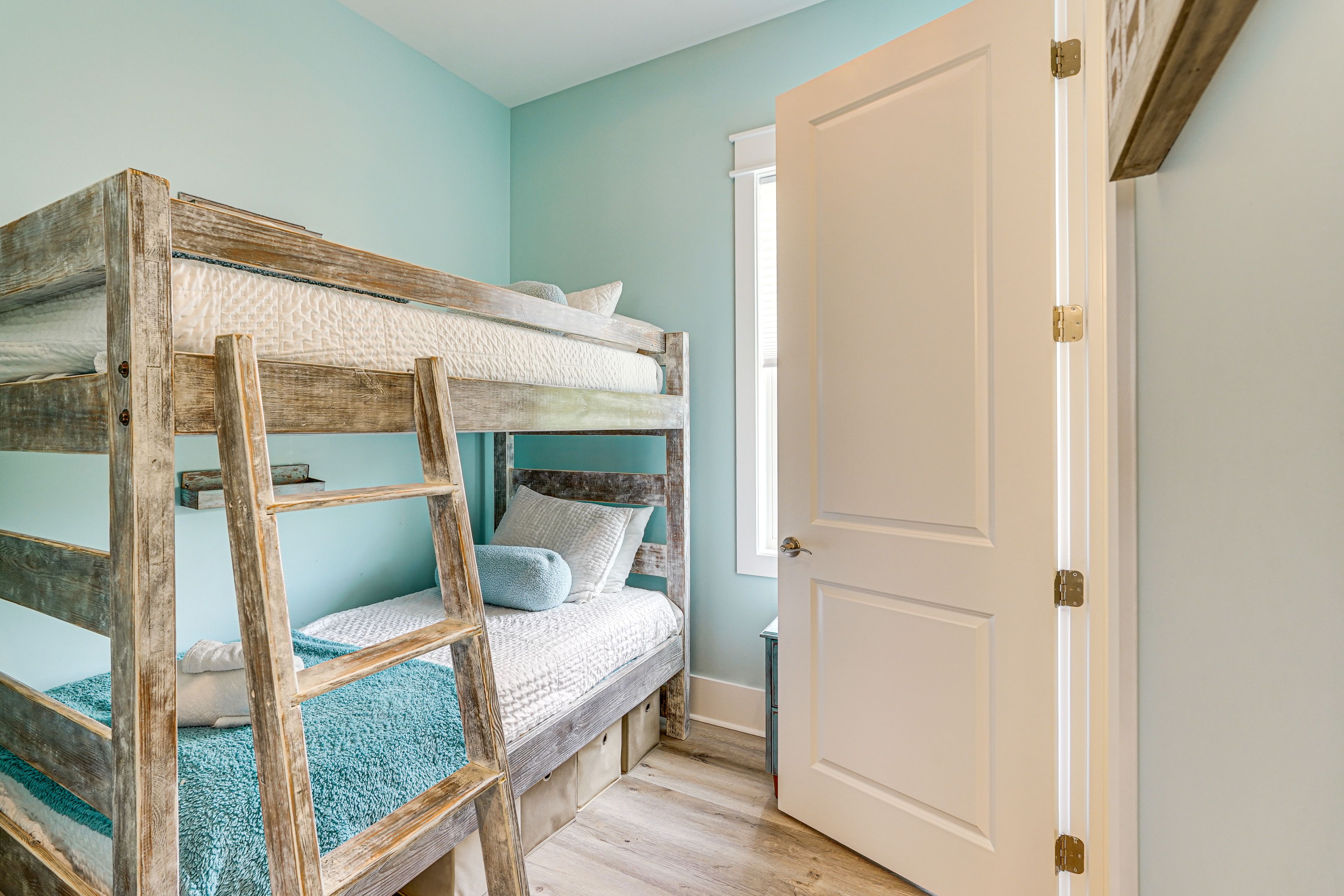 Office | Twin Bunk Bed | 2nd Floor