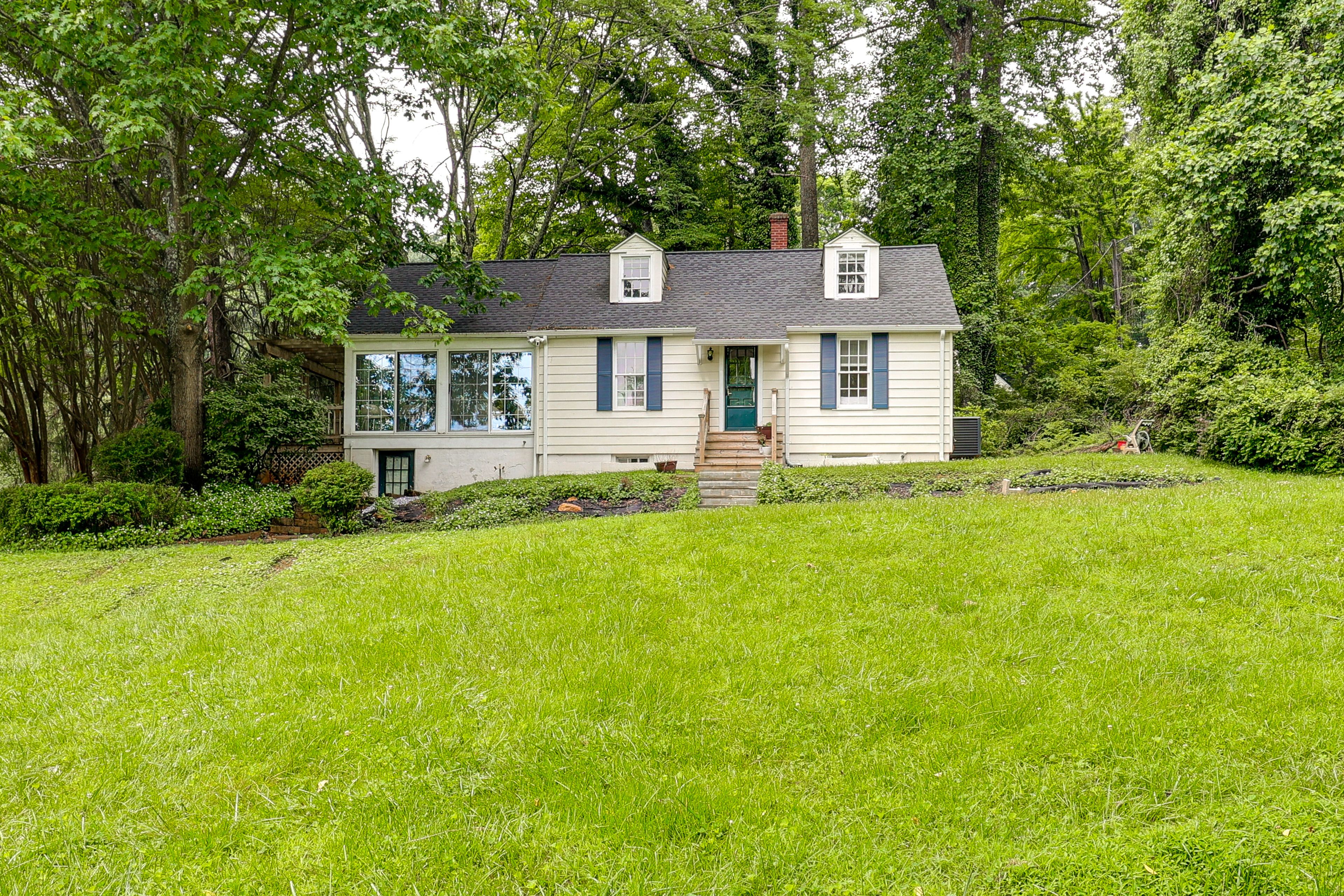 Owings Mills Vacation Rental | 3BR | 1BA | Steps to Enter | 1,656 Sq Ft