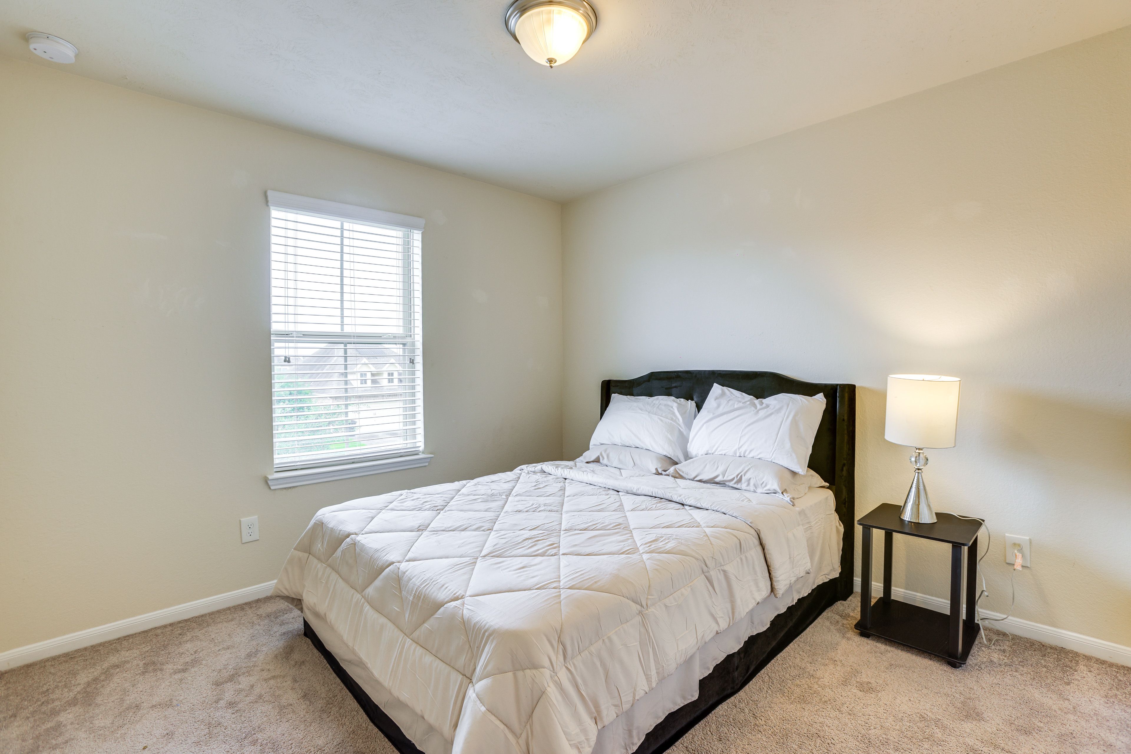 Bedroom 4 | Queen Bed | 2nd Floor