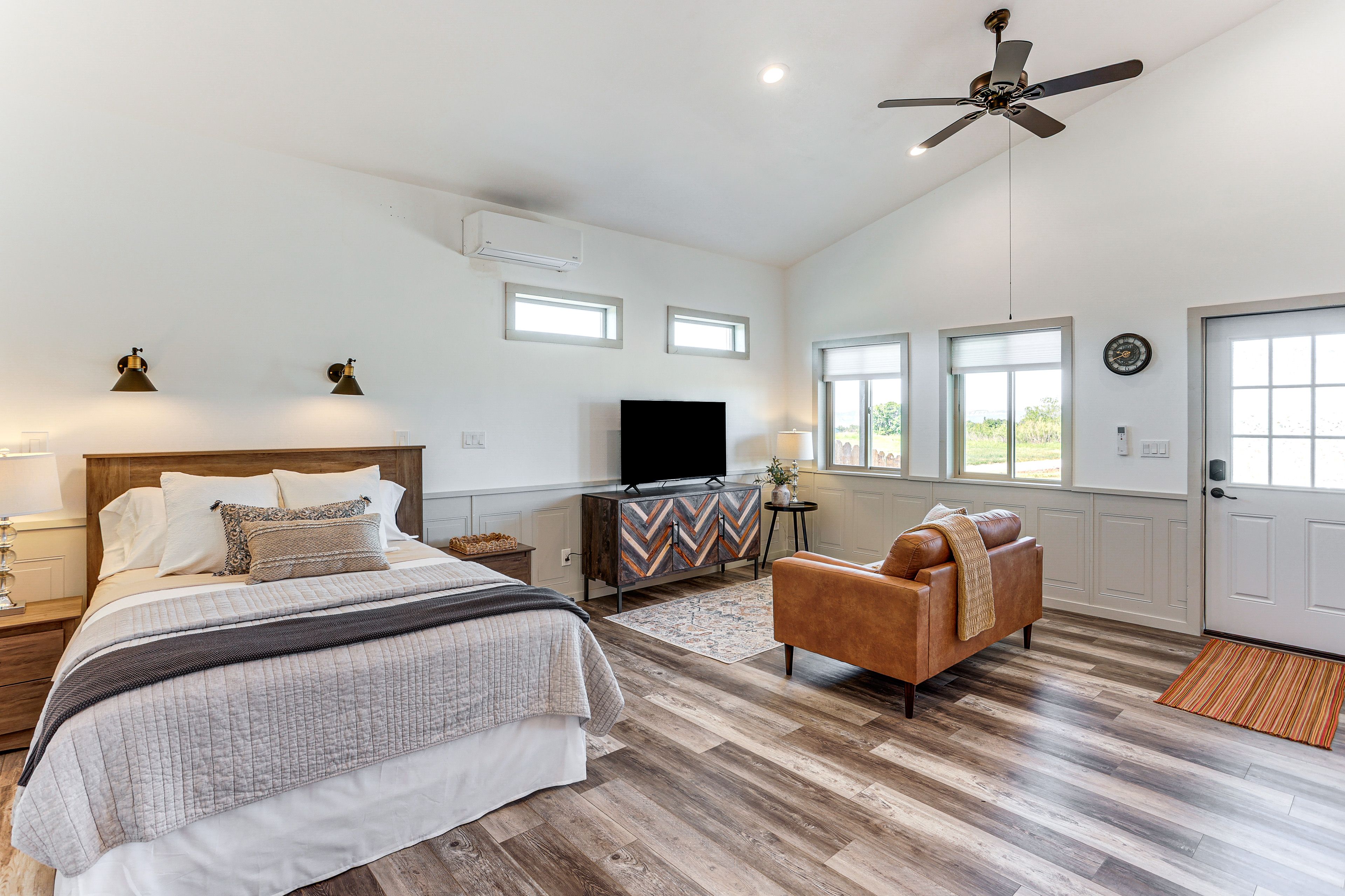 Mancos Vacation Rental | Studio | 1BA | 500 Sq Ft | 2 Steps to Enter